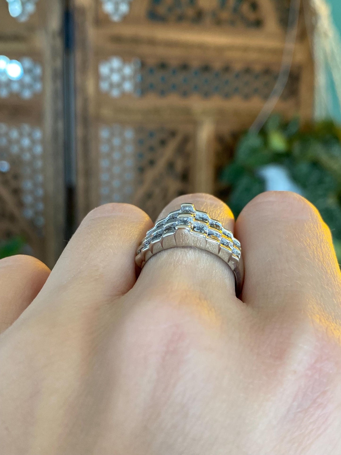 Vintage Solid 10k White Gold Diamond Rows Ring Band - Size 7.75