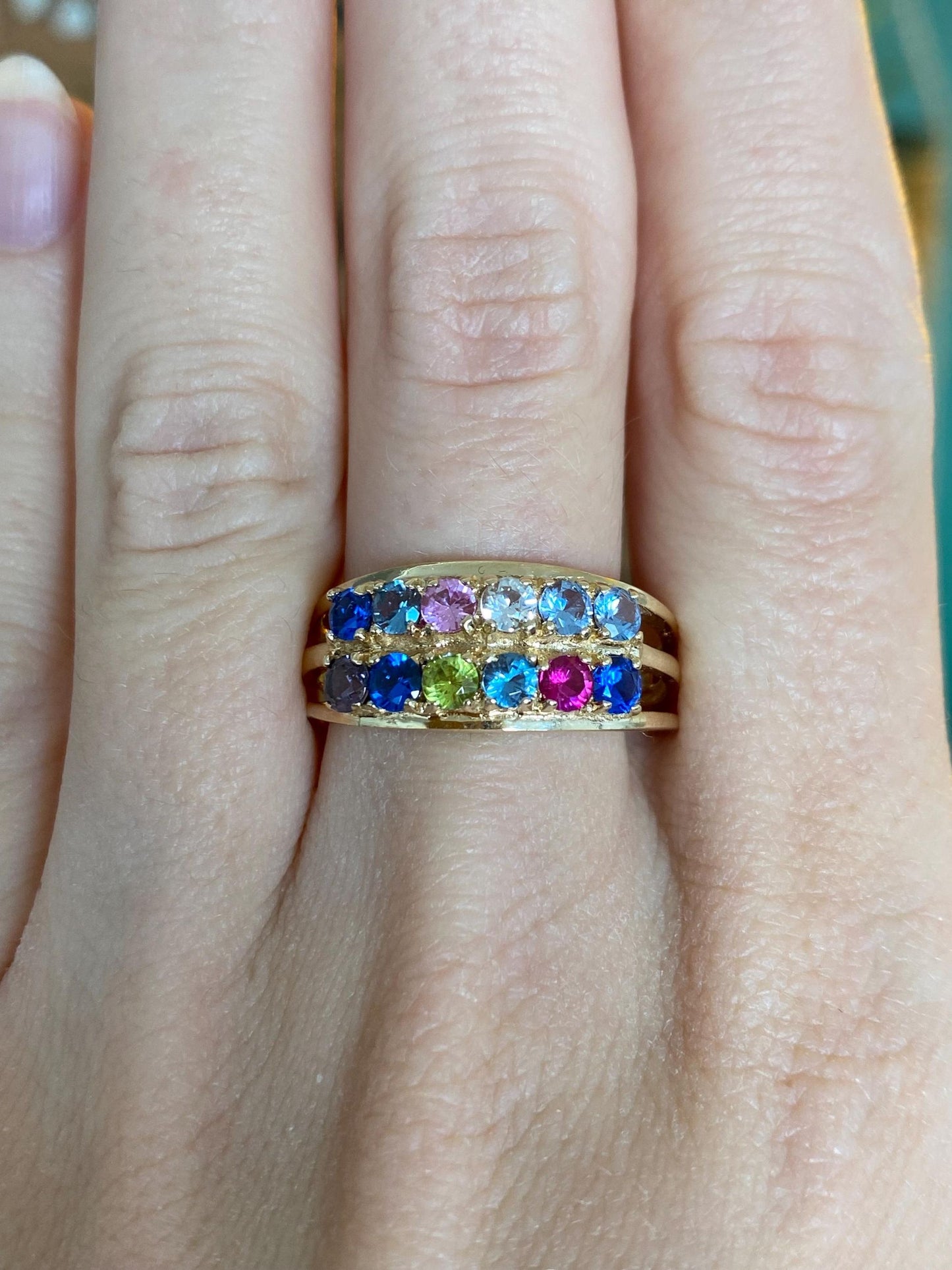 Vintage Solid 14k Yellow Gold Aquamarine Clear Quartz Blue Spinel Pink Sapphire Peridot Iolite Ring Band - Size 9.75