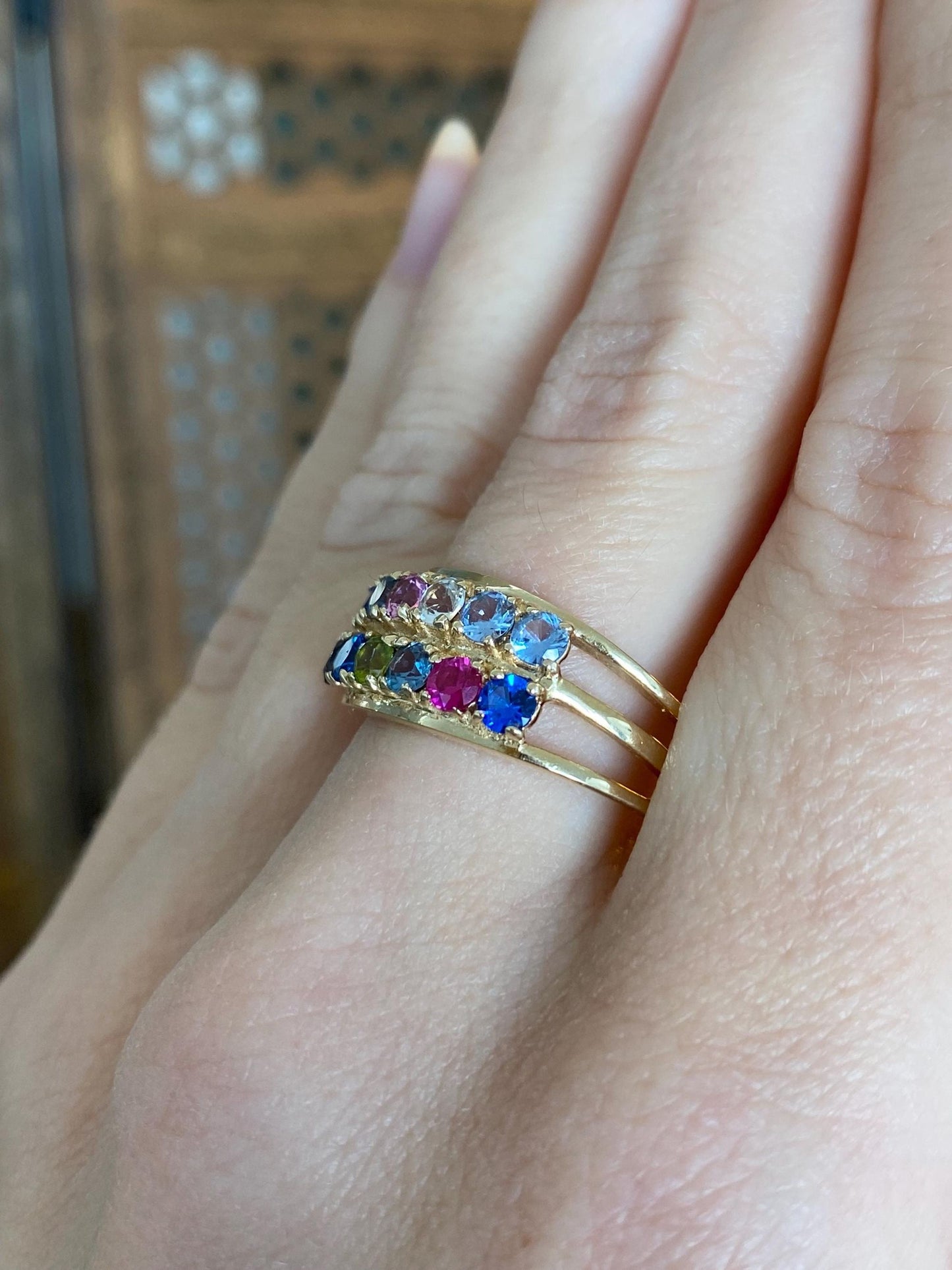 Vintage Solid 14k Yellow Gold Aquamarine Clear Quartz Blue Spinel Pink Sapphire Peridot Iolite Ring Band - Size 9.75