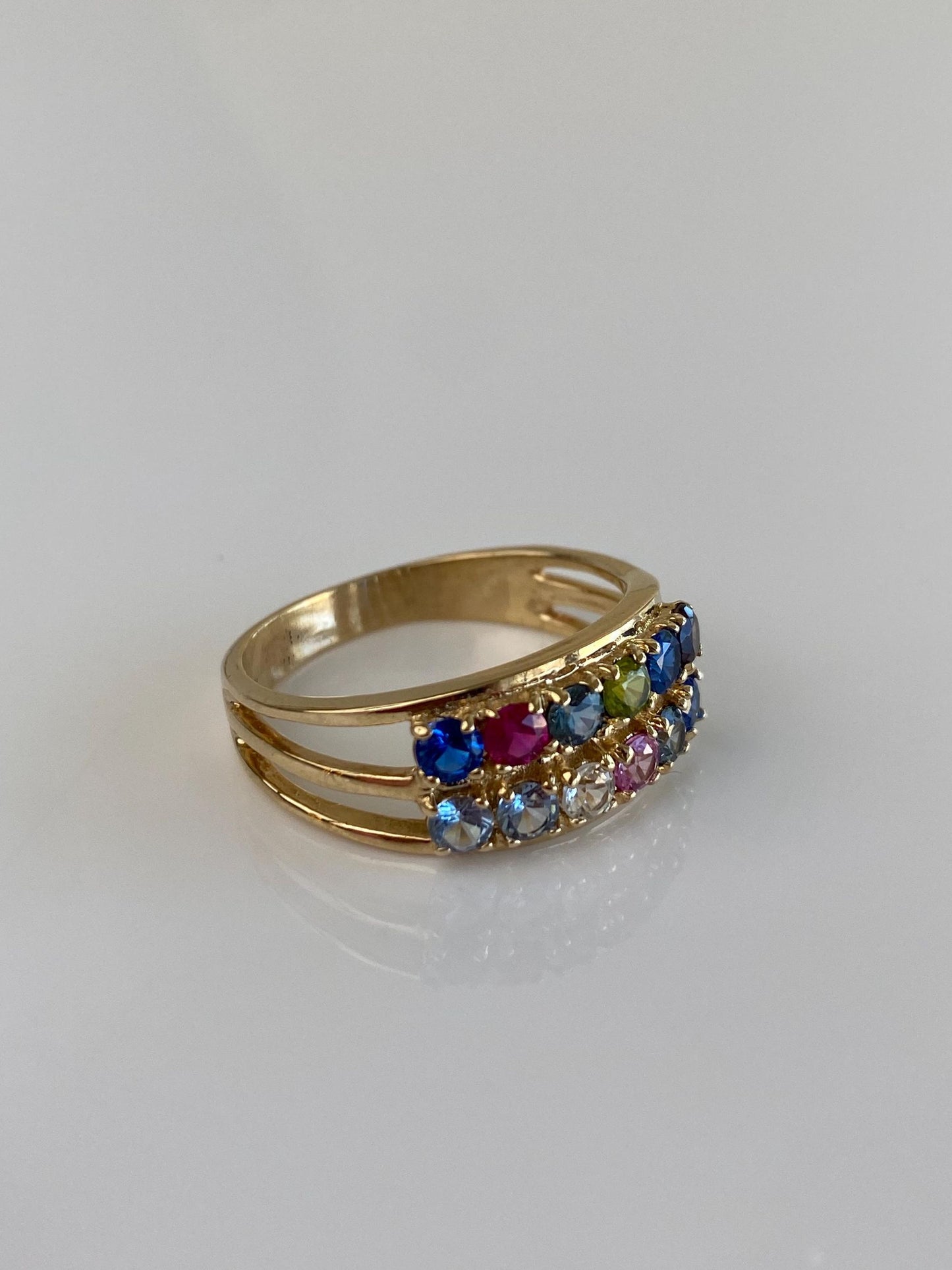 Vintage Solid 14k Yellow Gold Aquamarine Clear Quartz Blue Spinel Pink Sapphire Peridot Iolite Ring Band - Size 9.75