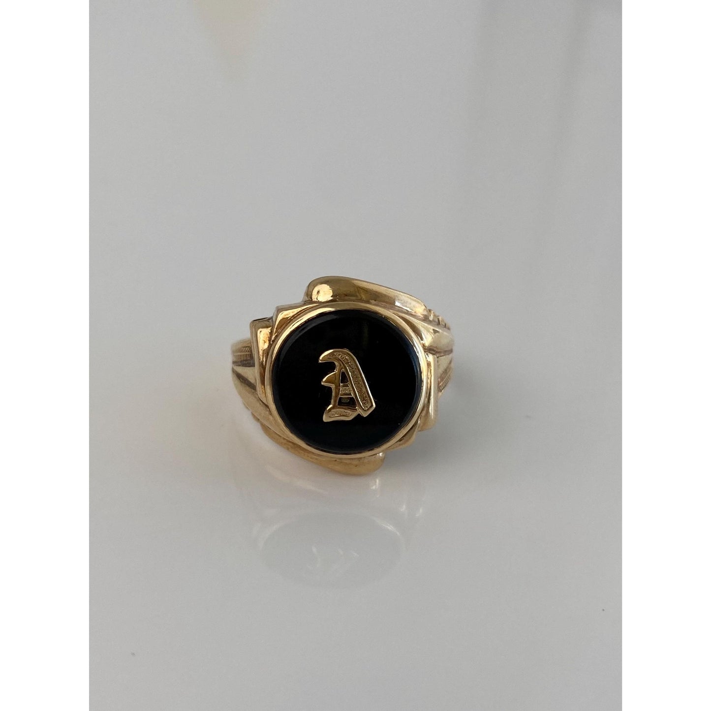 Vintage Solid 10k Yellow Gold Onyx Initial 'A' Ring - Size 11