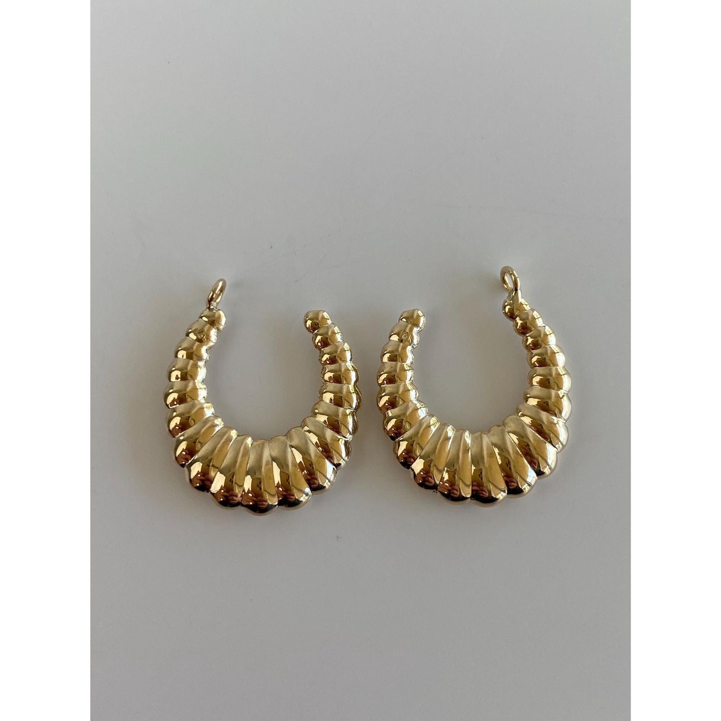 Vintage 14k Yellow Gold Scalloped Hoop Earring Jackets