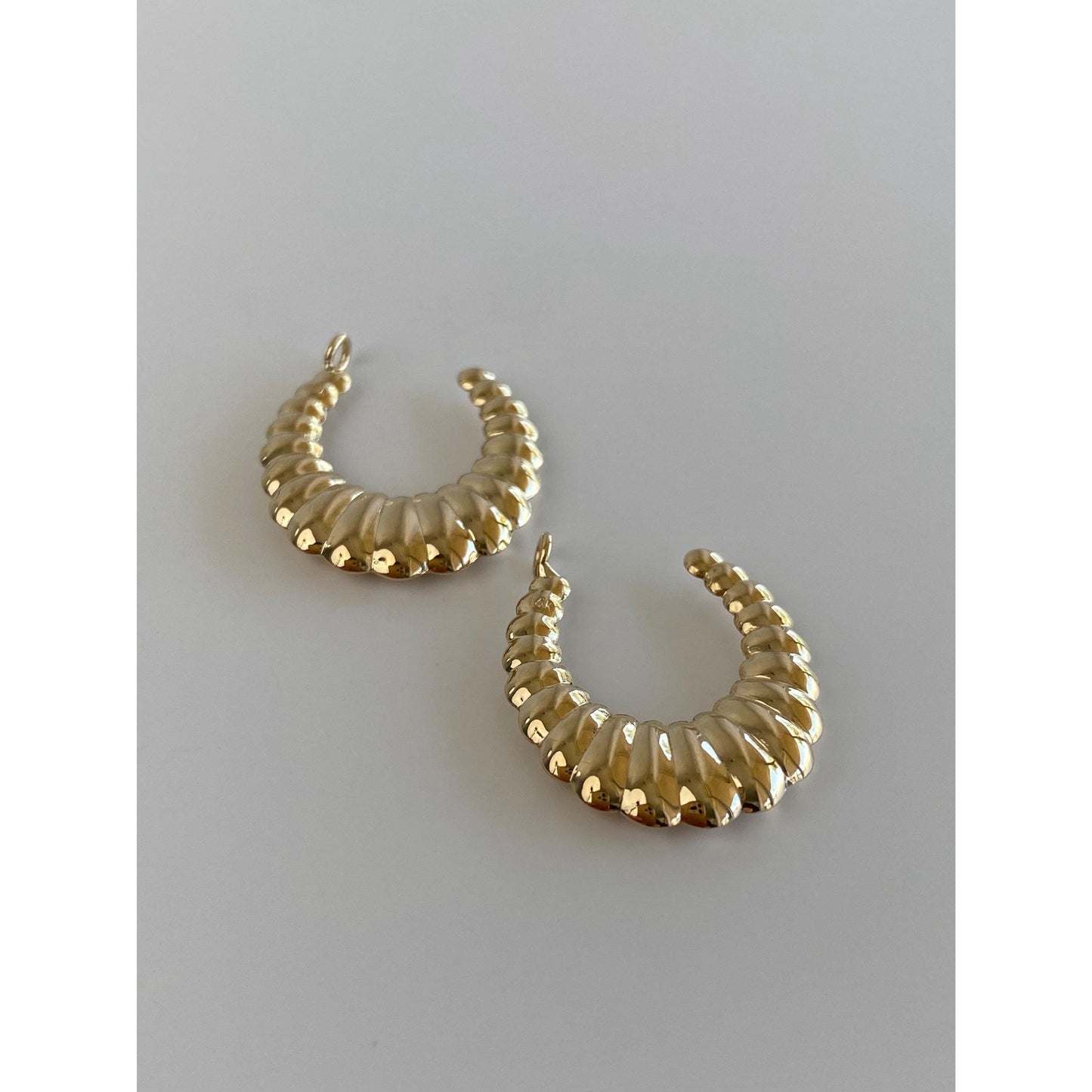 Vintage 14k Yellow Gold Scalloped Hoop Earring Jackets