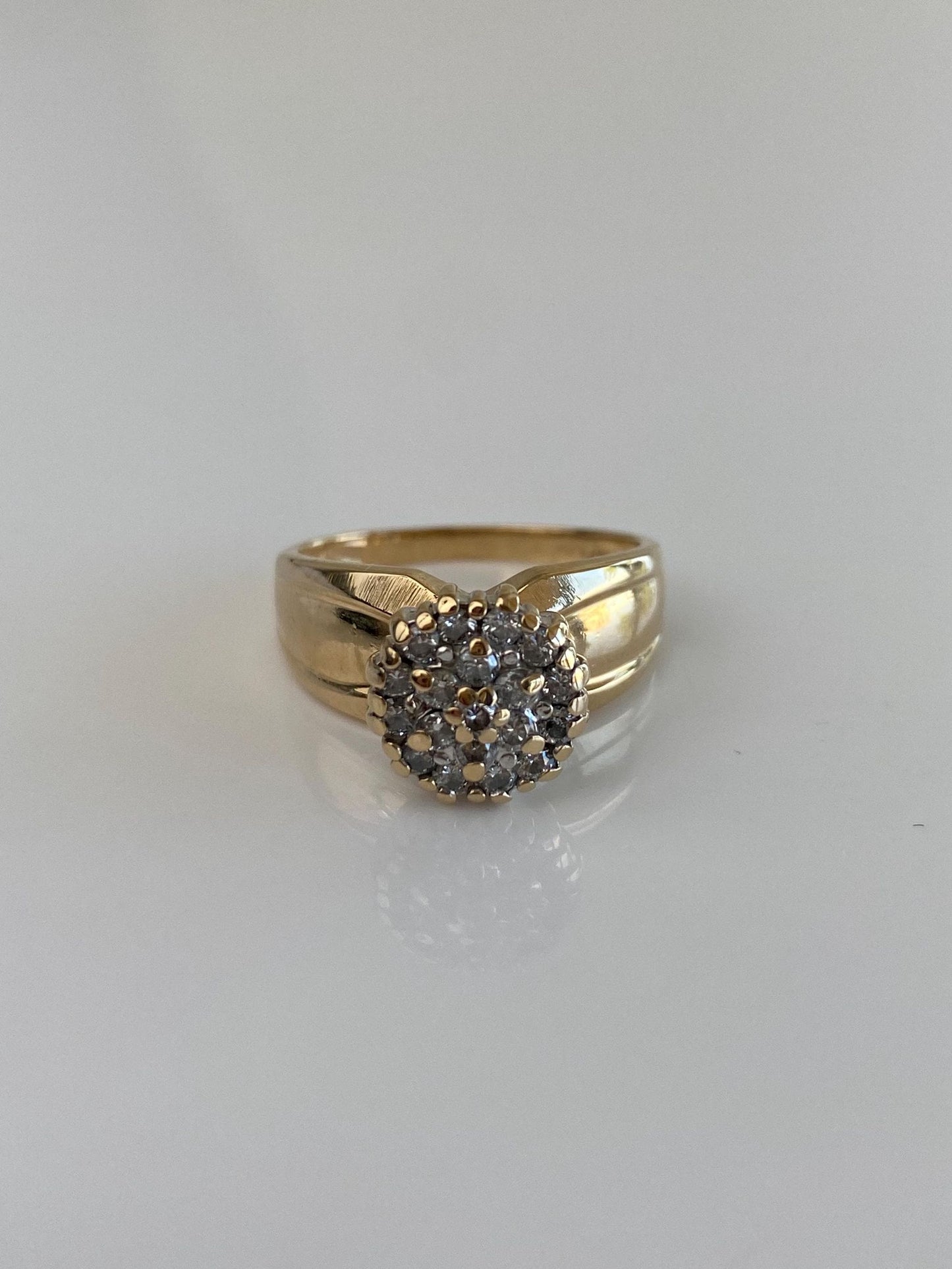 Vintage Solid 14k Yellow Gold Diamond Cluster Ring - Size 8