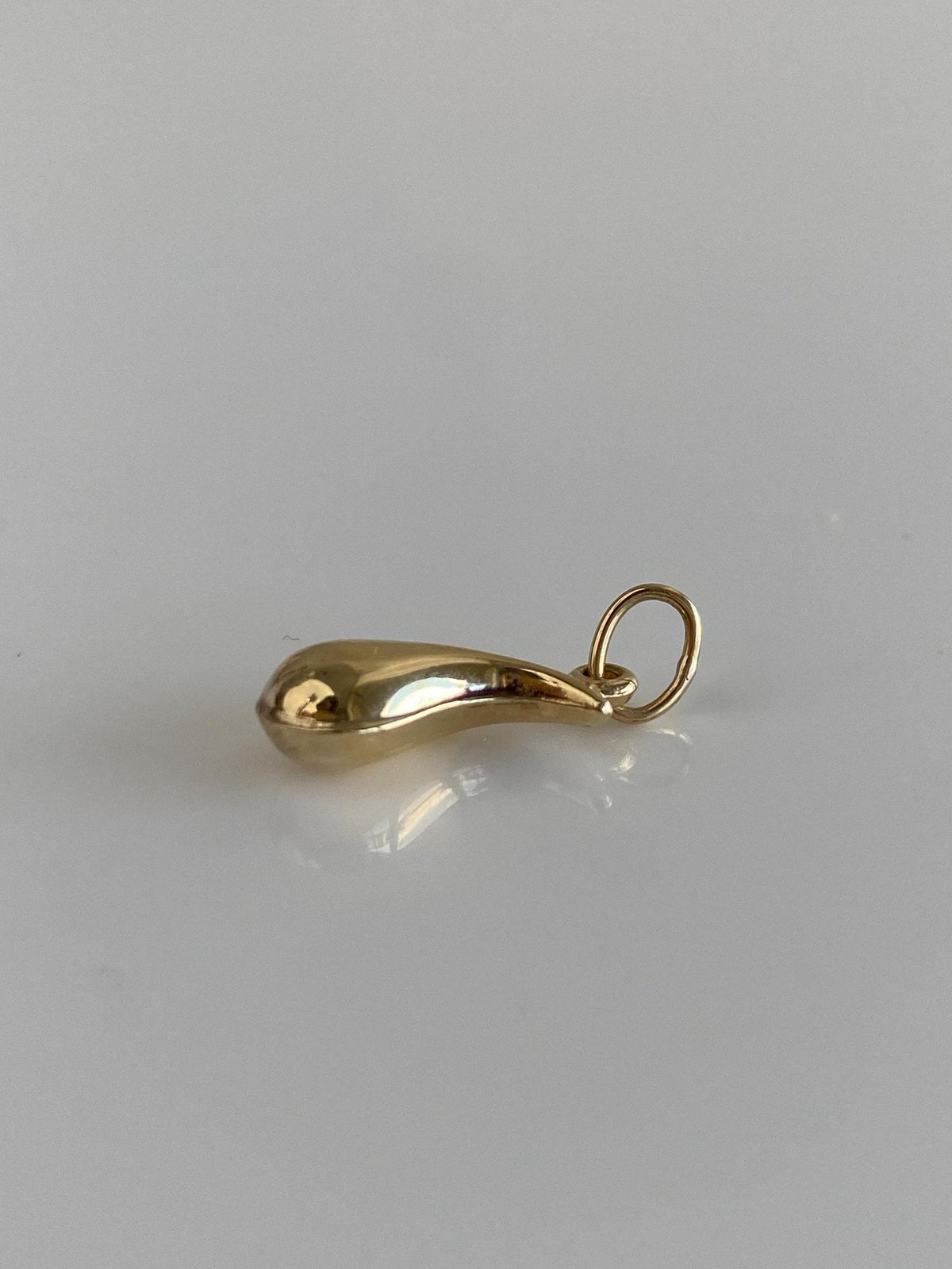 Vintage 14k Yellow Gold Teardrop Charm
