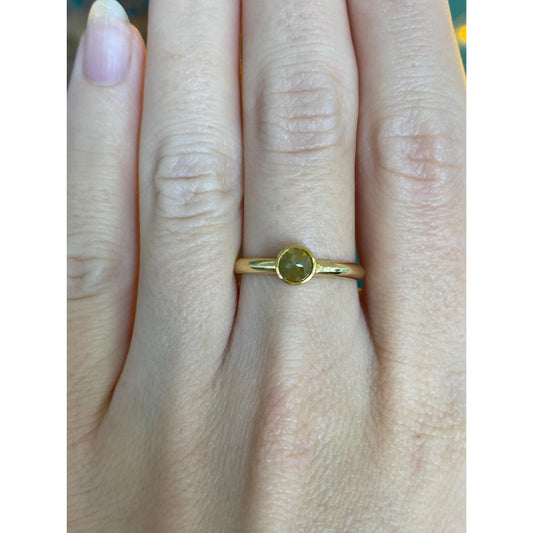 Vintage Solid 18k Yellow Gold Yellow Green Diamond Ring - Size 6.75