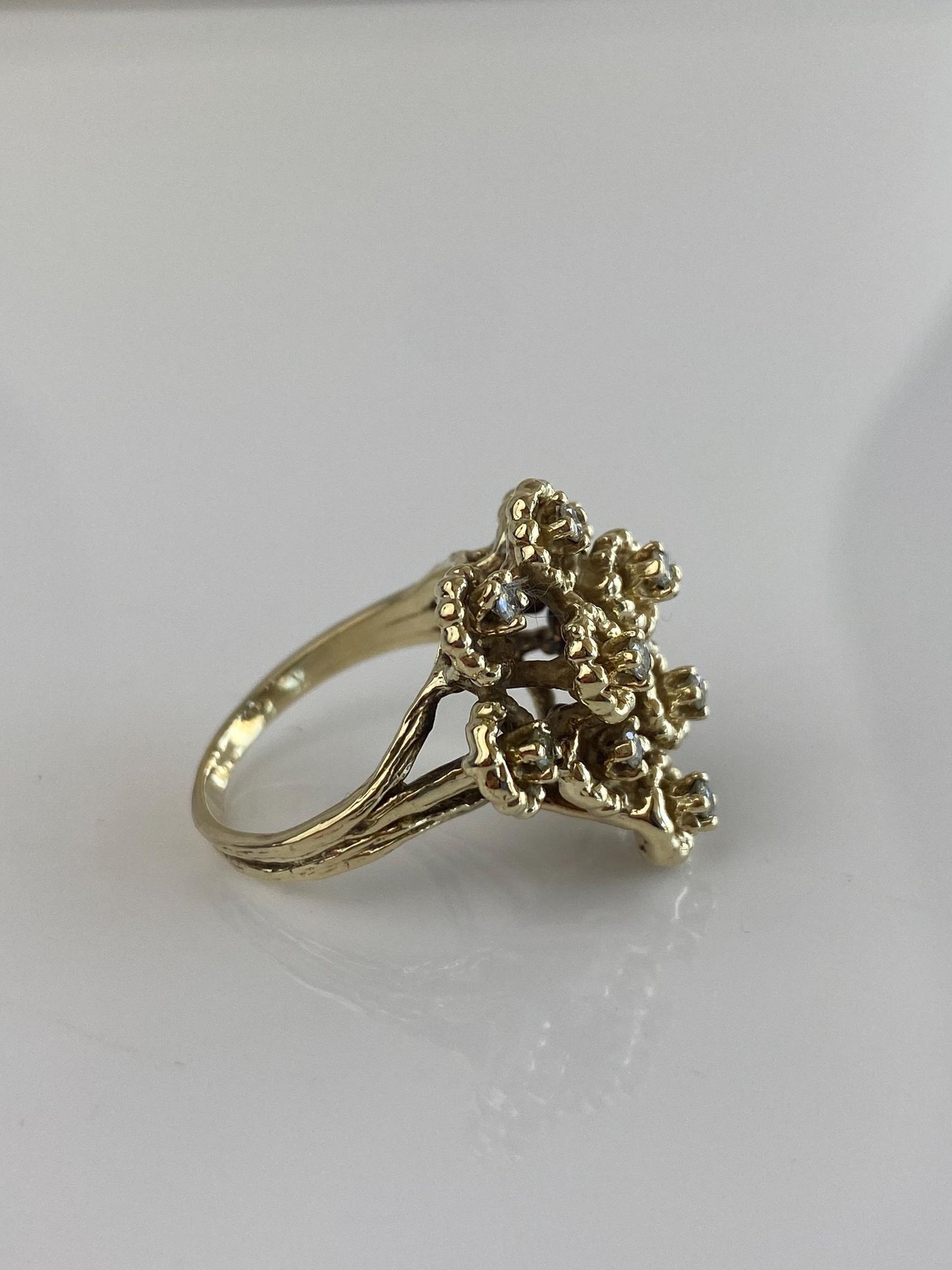 Vintage Solid 14k Yellow Gold Diamonds Ring - Size 6.75