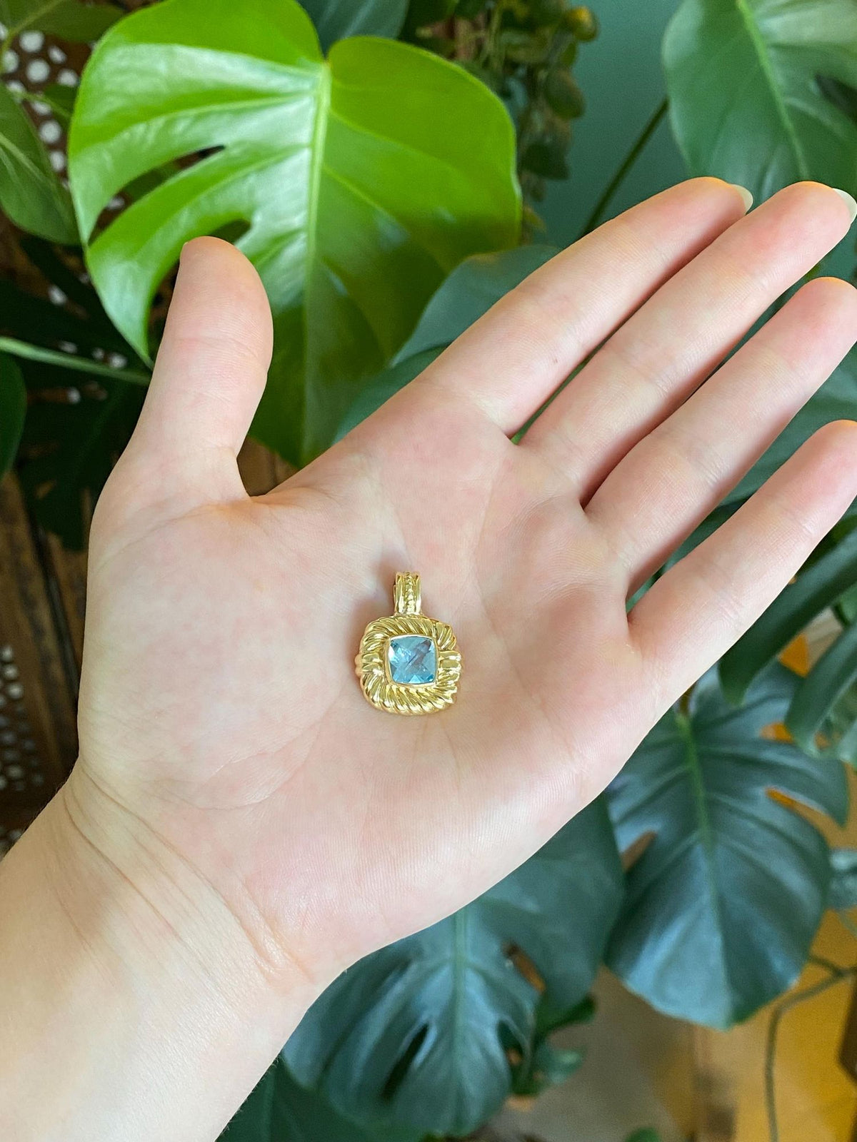 David Yurman Vintage Solid 18k Yellow Gold Rose Cut Topaz Charm