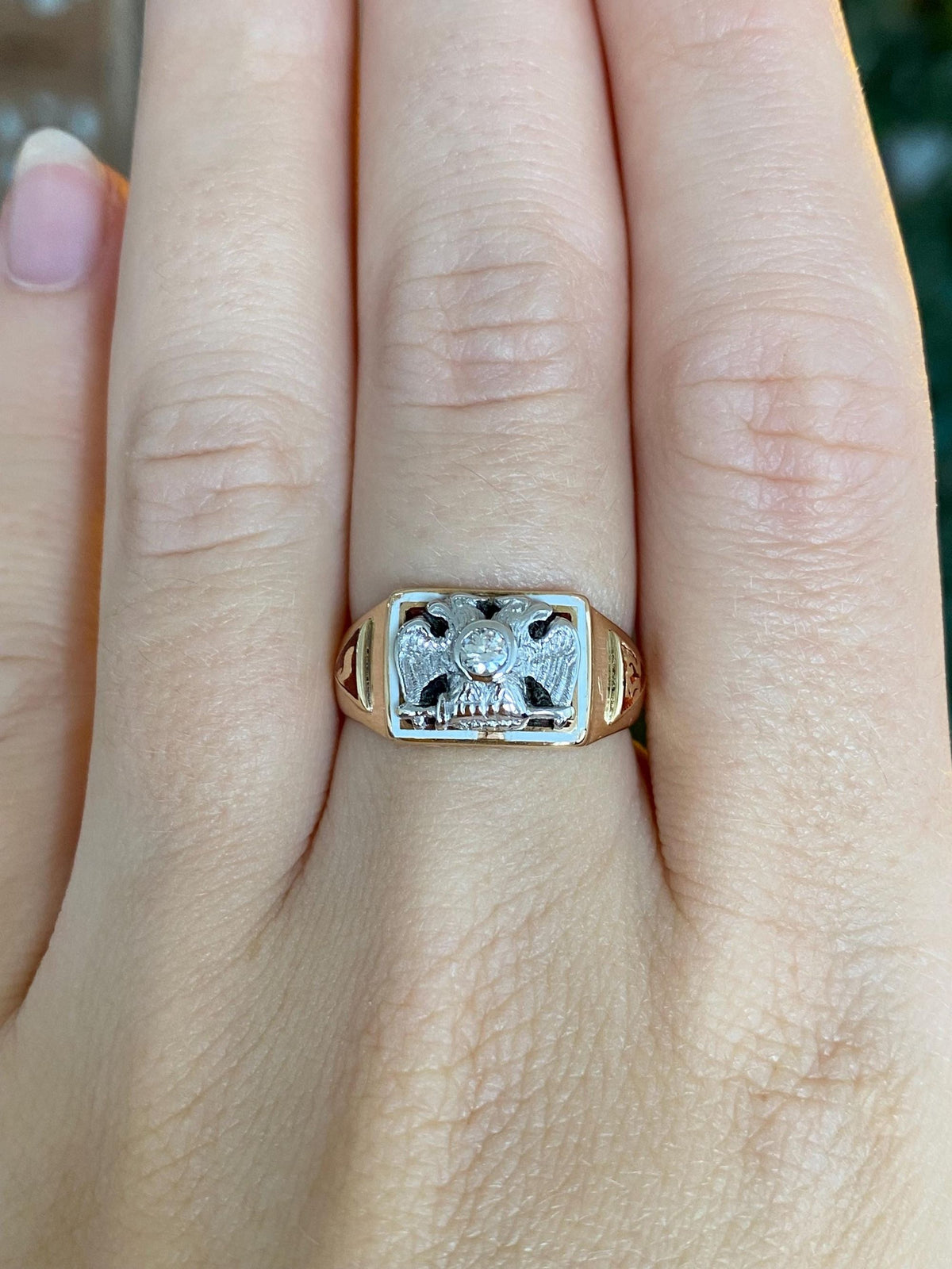 Vintage Solid 14k White & Yellow Gold Masonic Diamond Enamel Eagle Ring Band - Size 7.25