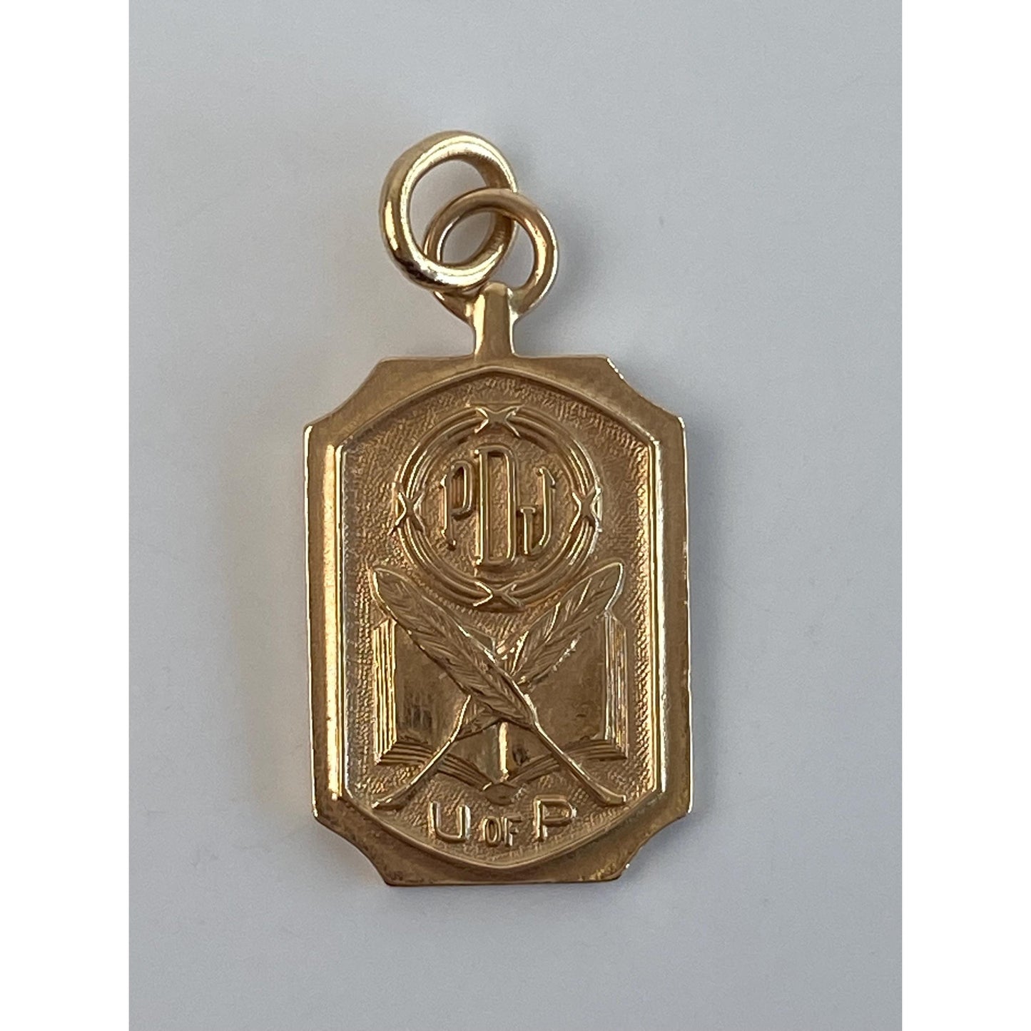Vintage Solid 10k Yellow Gold College U of P Editors Charm