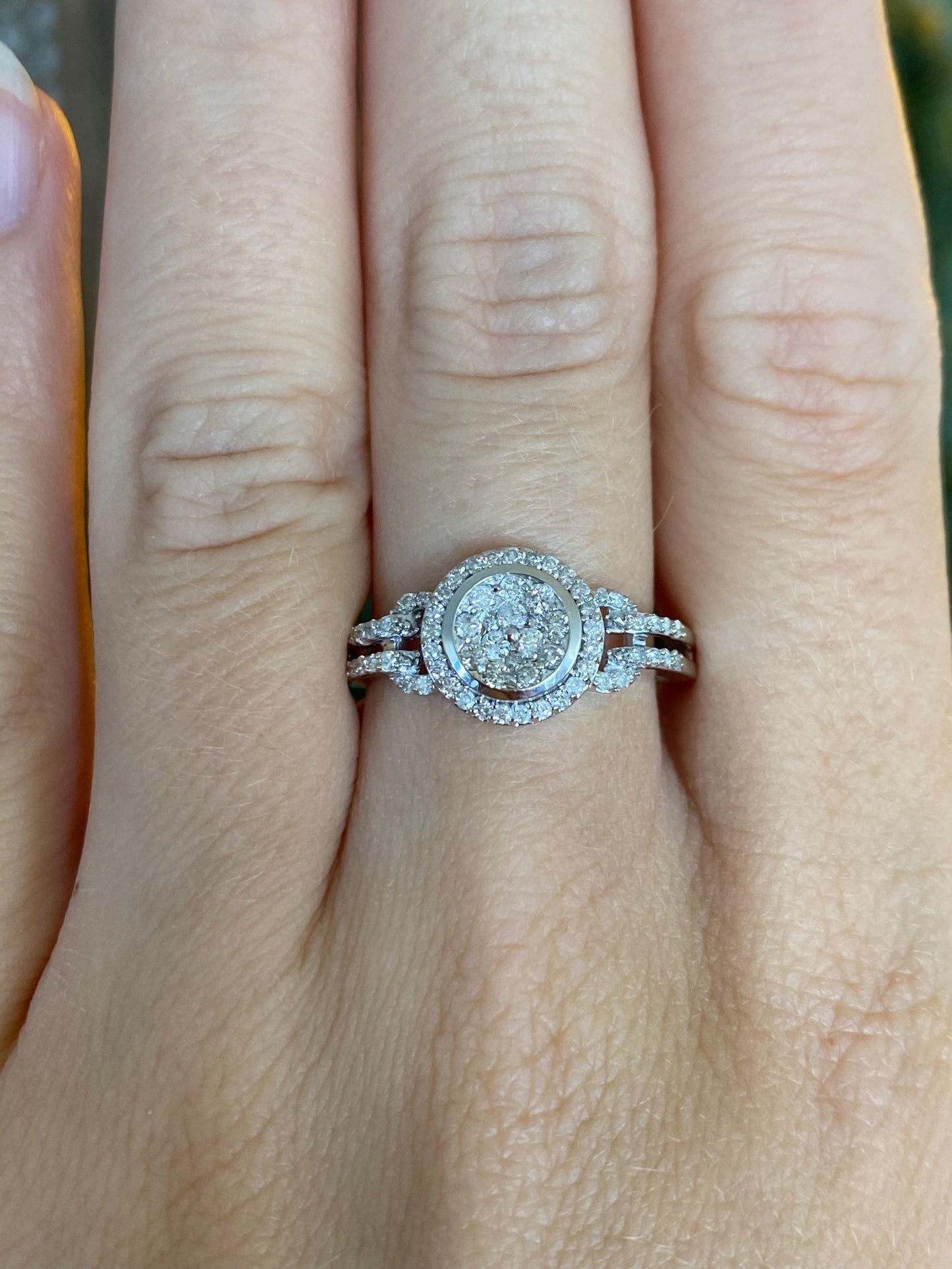 Vintage Solid 14k White Gold Diamonds Ring - Size 8.75