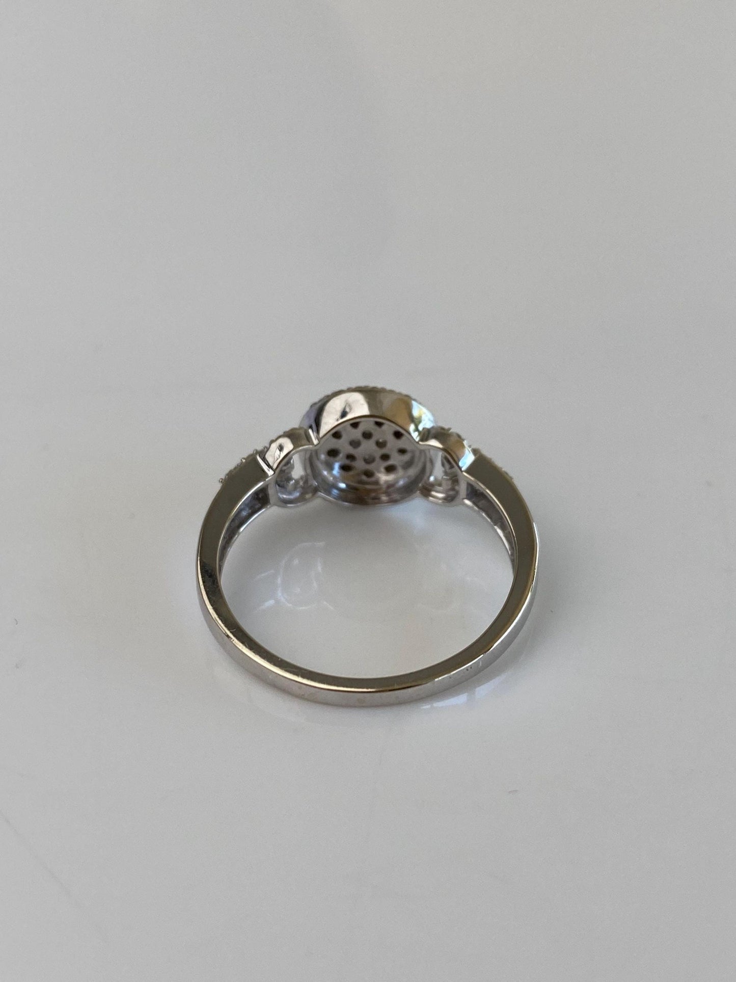 Vintage Solid 14k White Gold Diamonds Ring - Size 8.75