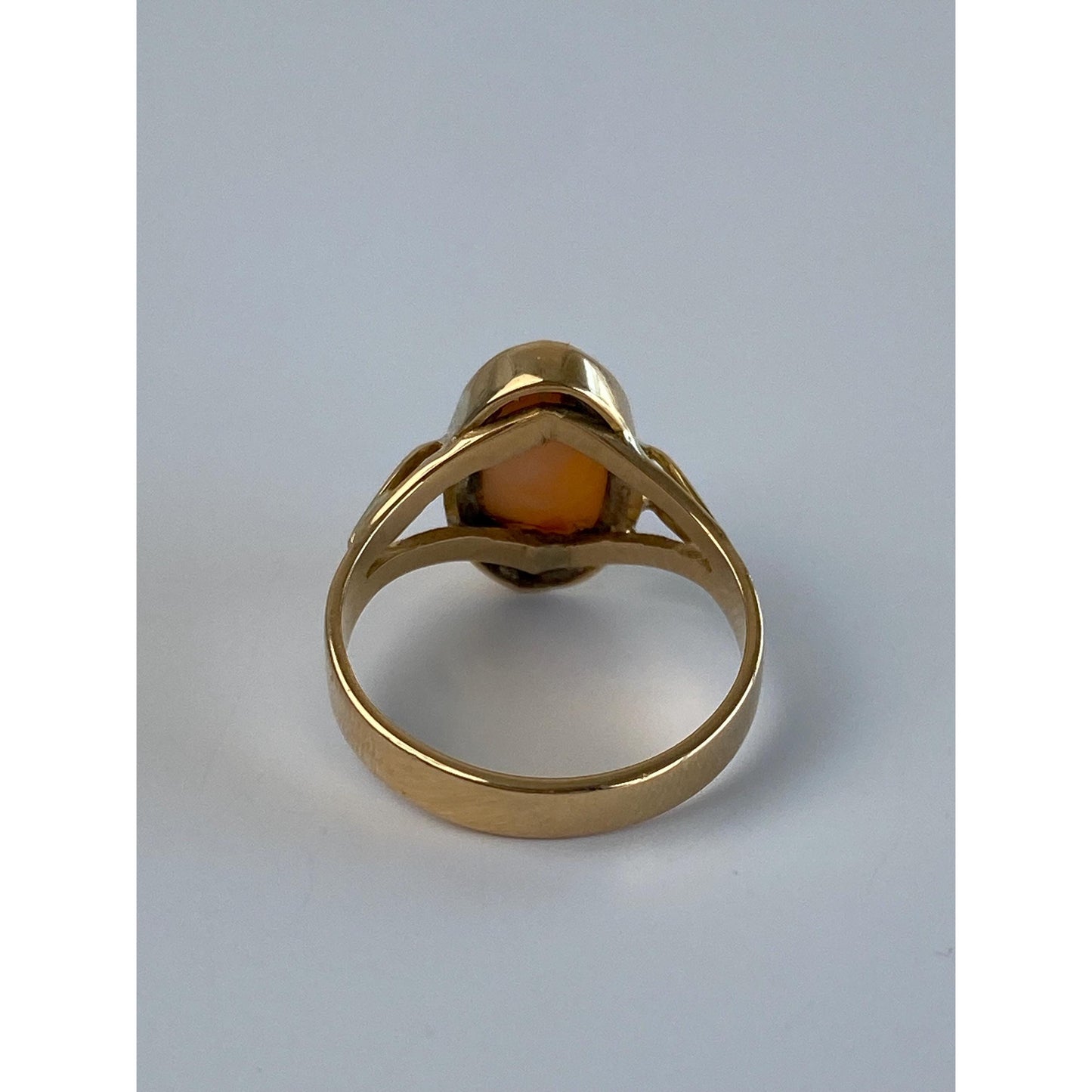 Vintage Solid 18k Yellow Gold Peach Fire Opal Ring - Size 5.75