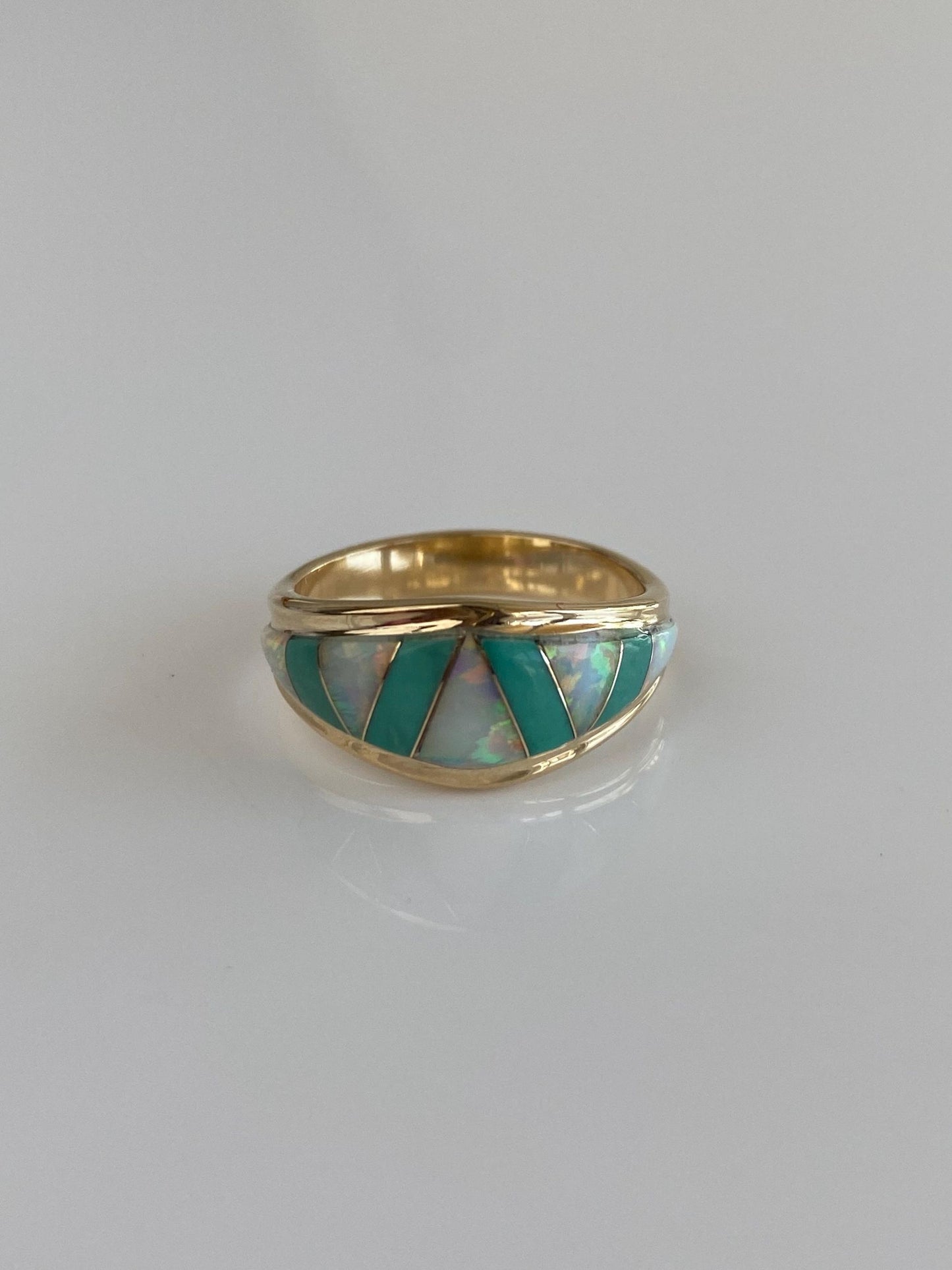 Vintage Solid 14k Yellow Gold Opal Turquoise Inlay Ring Band - Size 5.75