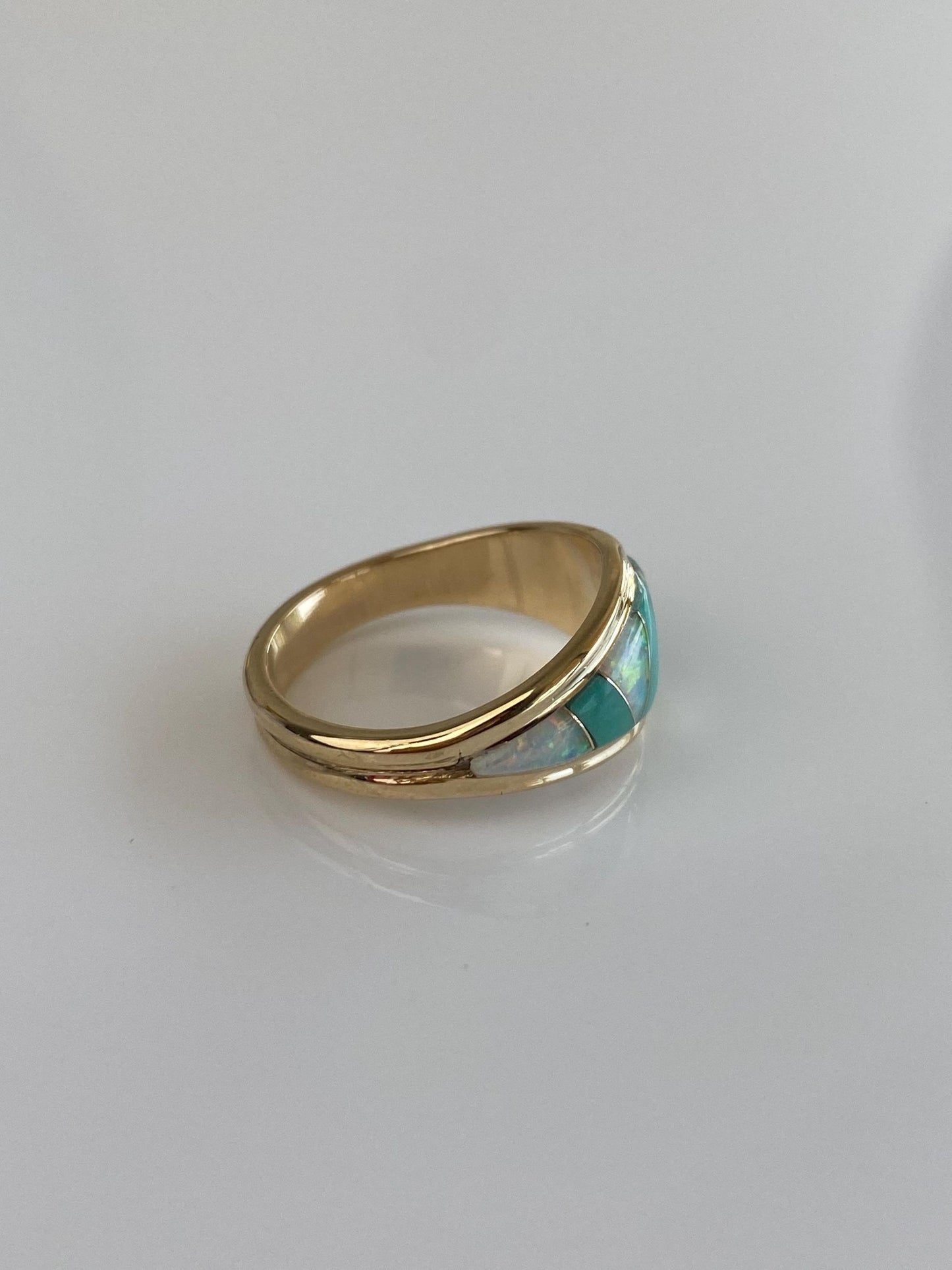 Vintage Solid 14k Yellow Gold Opal Turquoise Inlay Ring Band - Size 5.75
