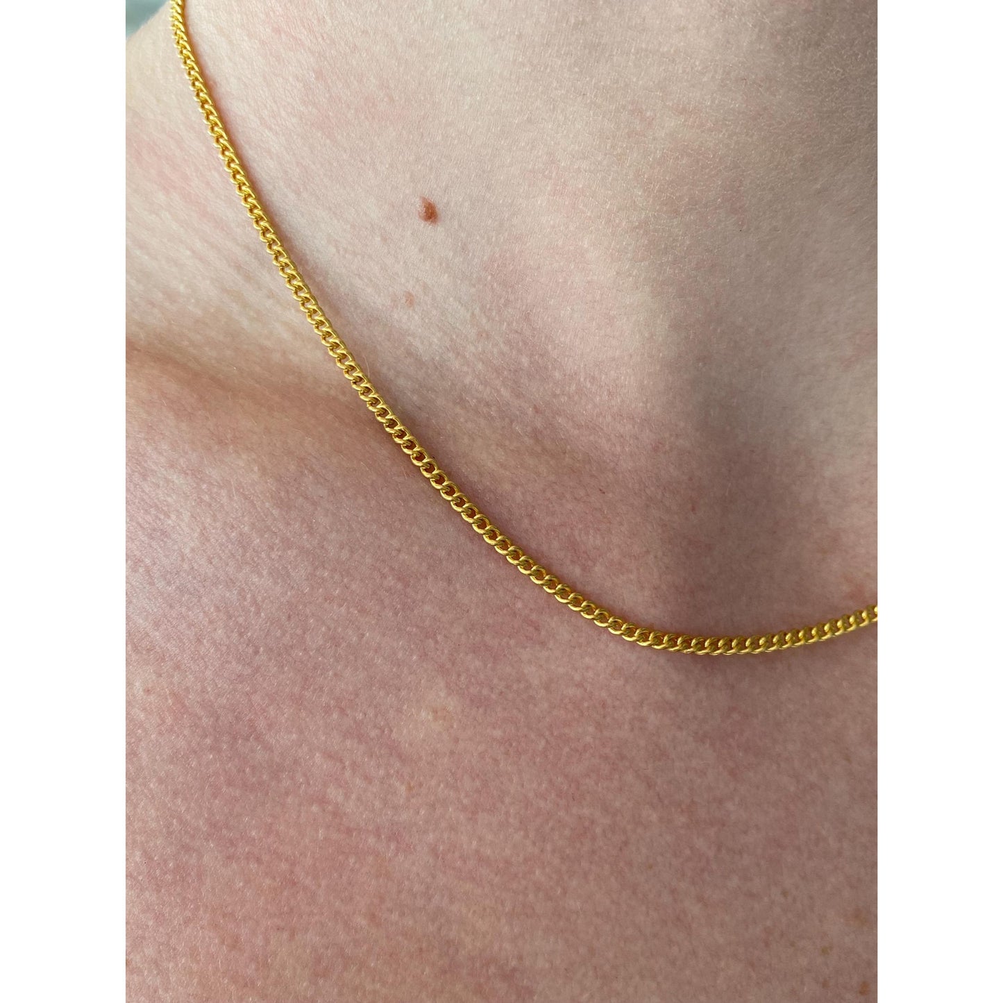 Vintage Solid 21k Yellow Gold Curb Chain Necklace - 16 inches