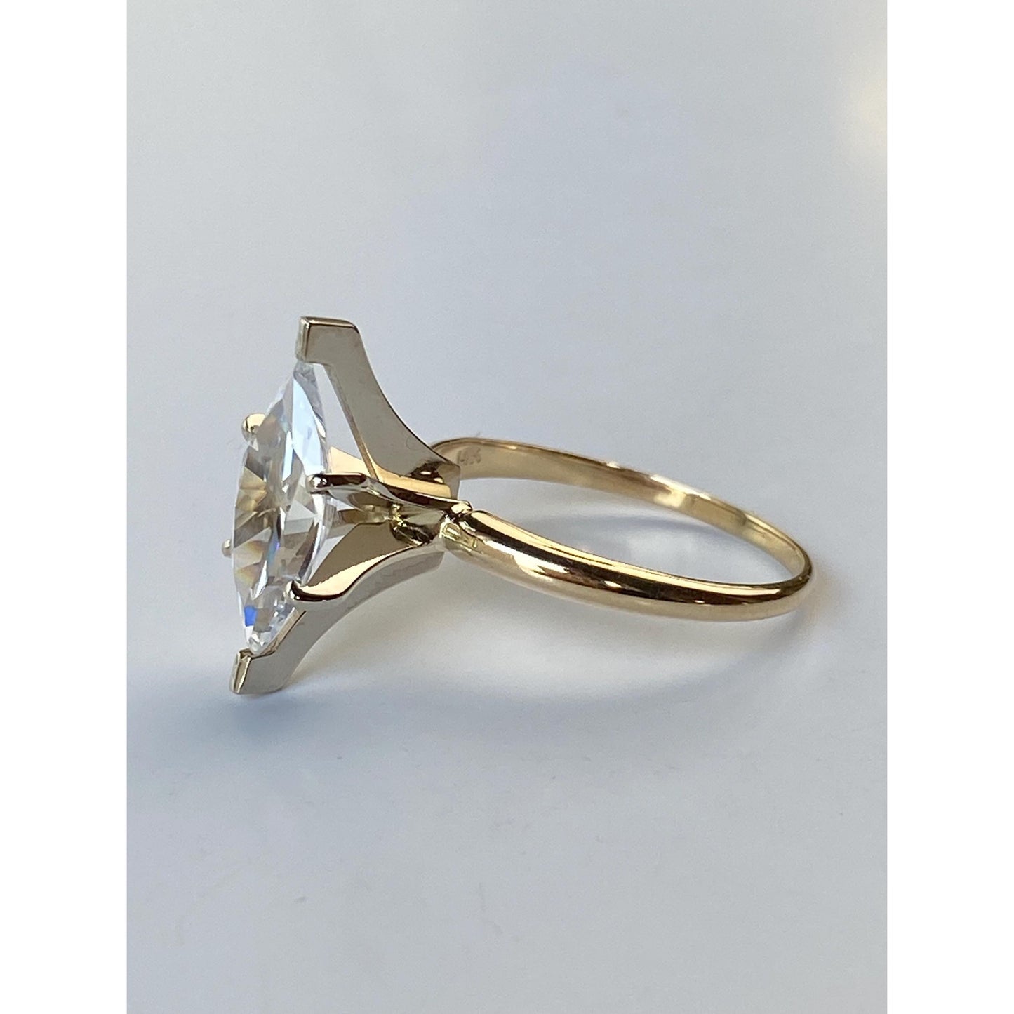 Solid 14k Yellow Gold Cubic Zirconia Marquis Ring - Size 8.75