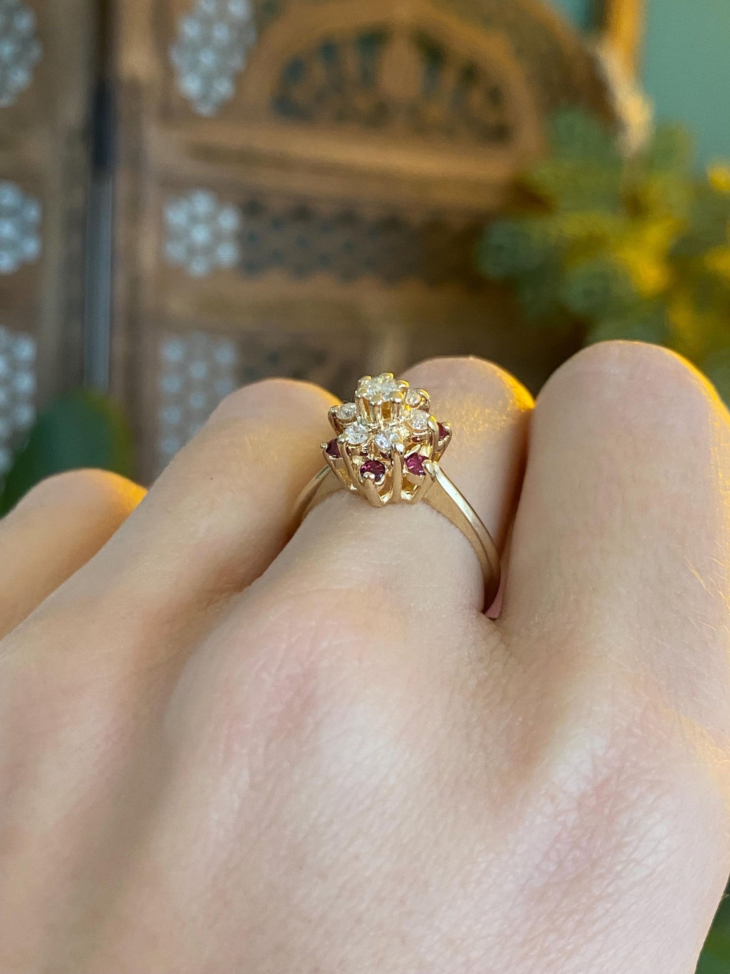 Vintage Solid 14k Yellow Gold Pink Spinel Diamond Flower Ring - Size 6.75
