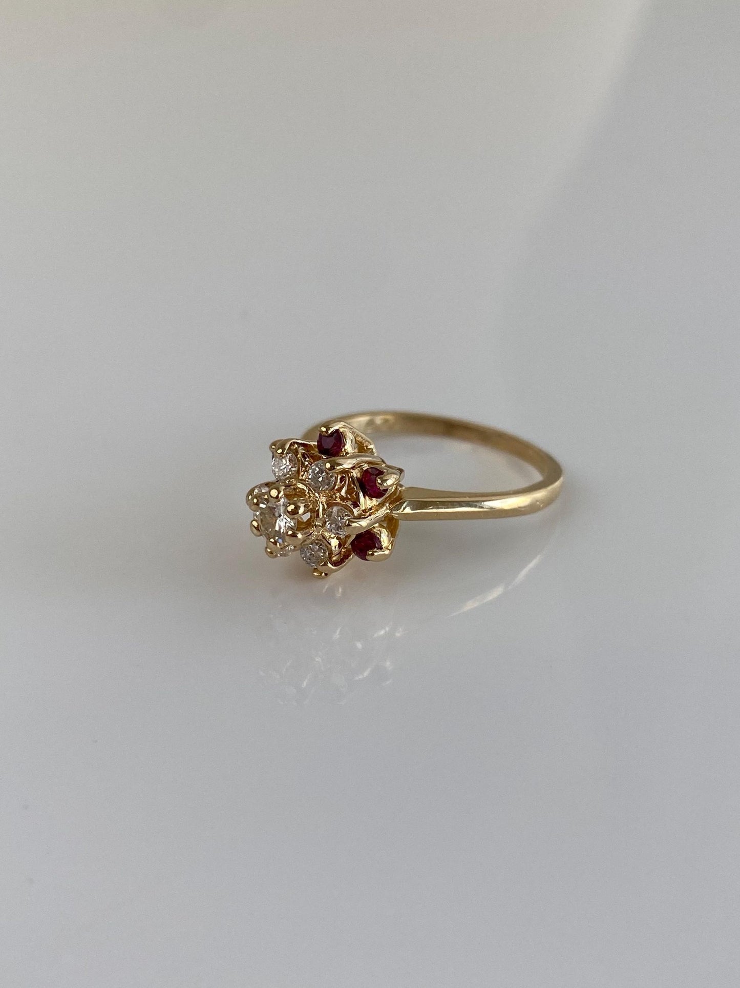 Vintage Solid 14k Yellow Gold Pink Spinel Diamond Flower Ring - Size 6.75