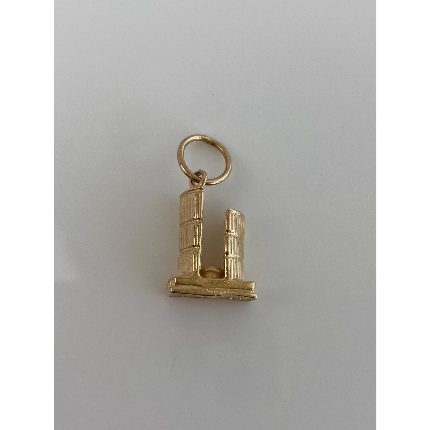 Vintage Solid 14k Yellow Gold City Hall Toronto Canada Charm