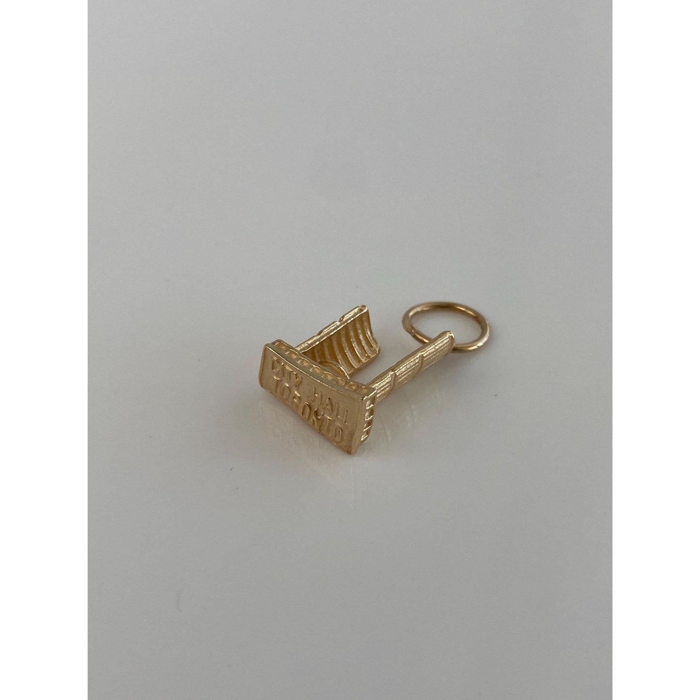 Vintage Solid 14k Yellow Gold City Hall Toronto Canada Charm