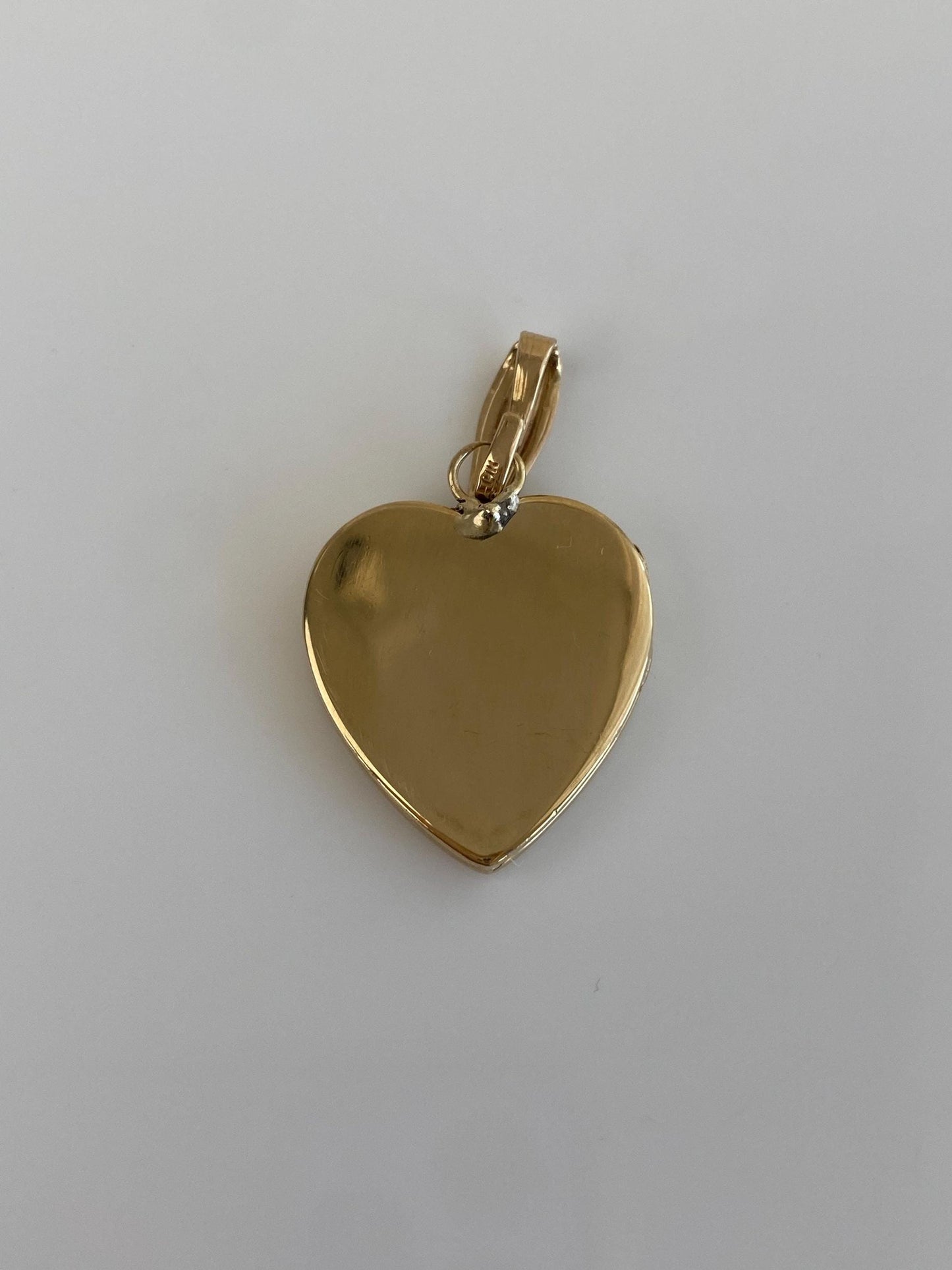 Vintage Solid 14k Yellow Gold Engraved Heart Locket Charm