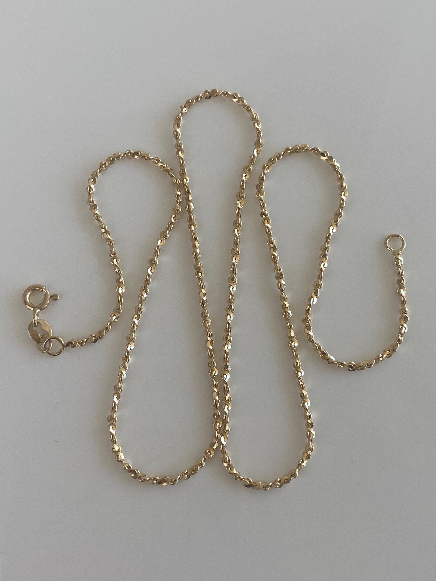 Vintage Solid 14k Yellow Gold Twisted Serpentine Chain Necklace - 18 inches