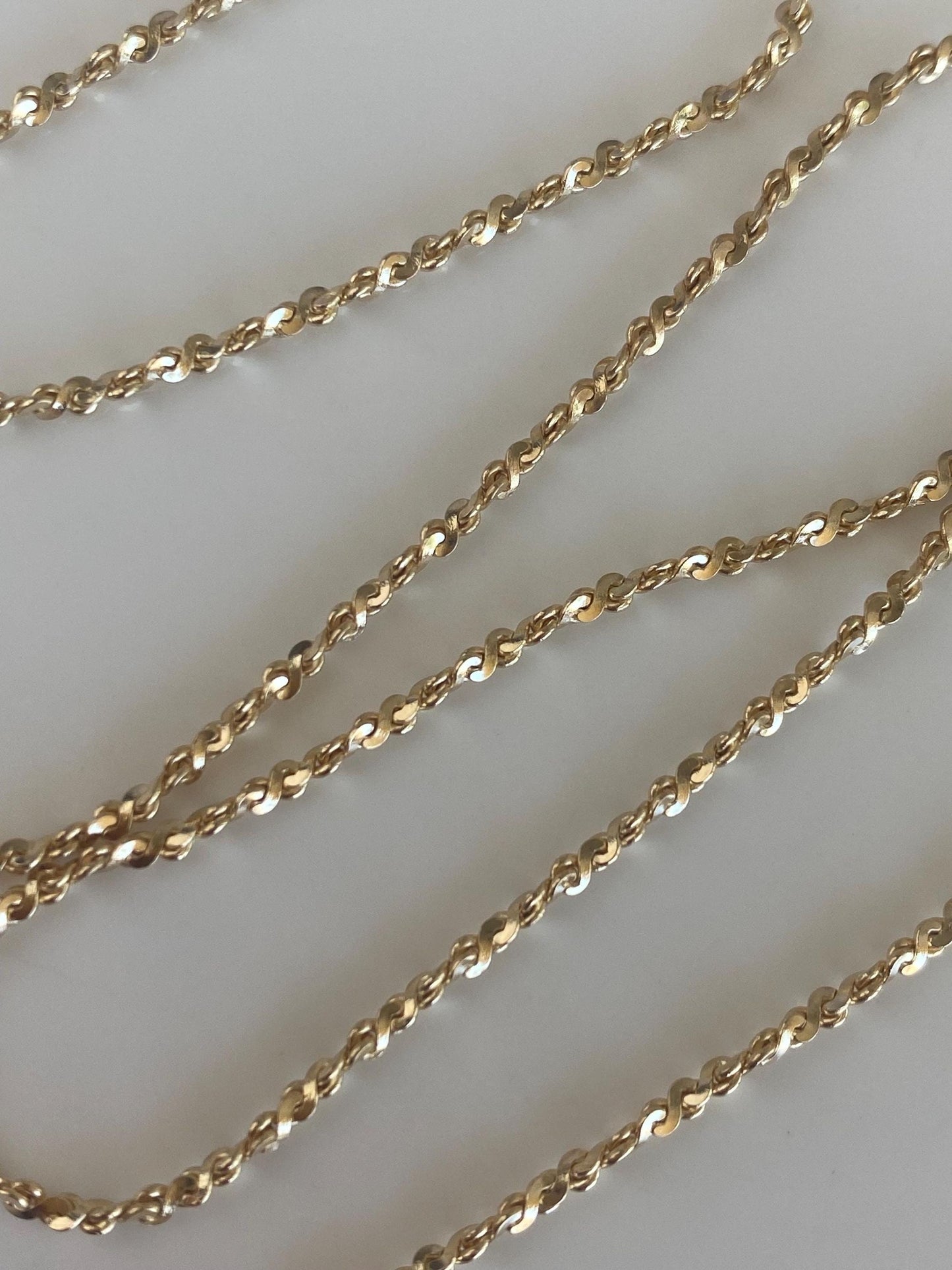 Vintage Solid 14k Yellow Gold Twisted Serpentine Chain Necklace - 18 inches
