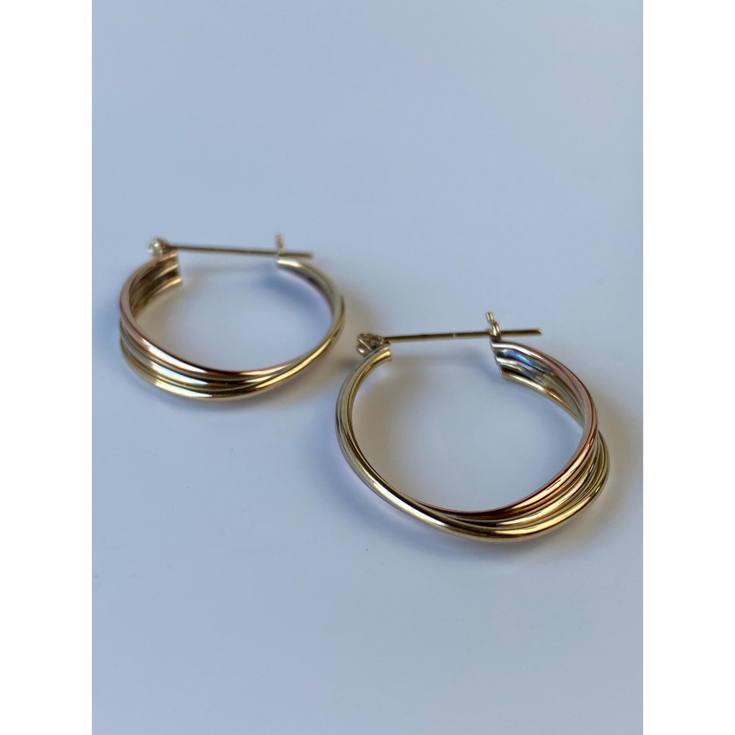 Vintage 14k Tri Tone Gold Layered Oval Hoop Earrings
