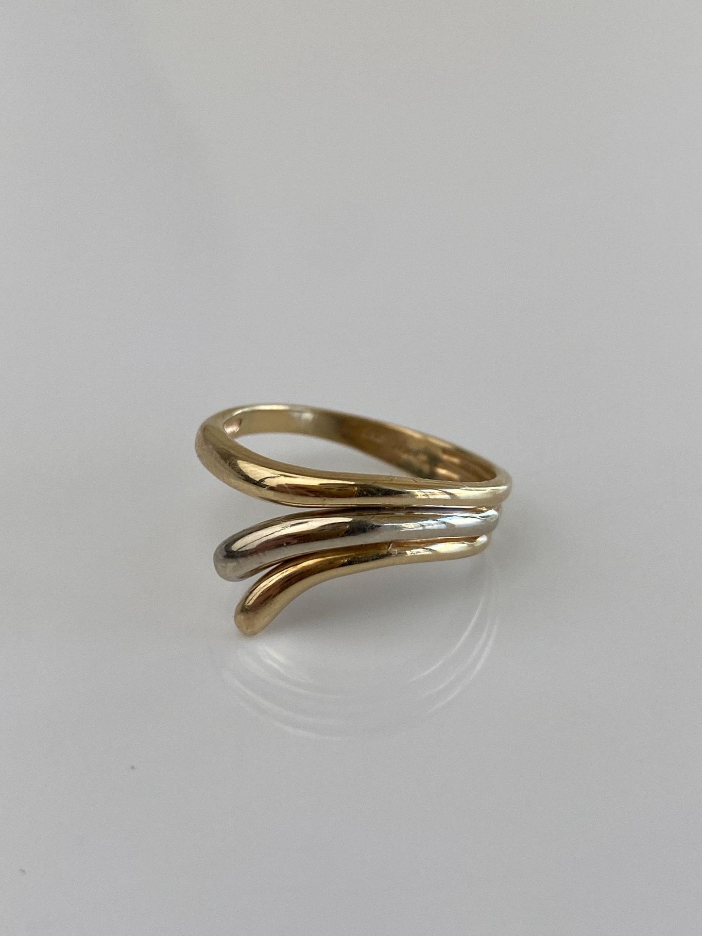 Vintage Solid 14k White & Yellow Gold Ring - Size 8.5