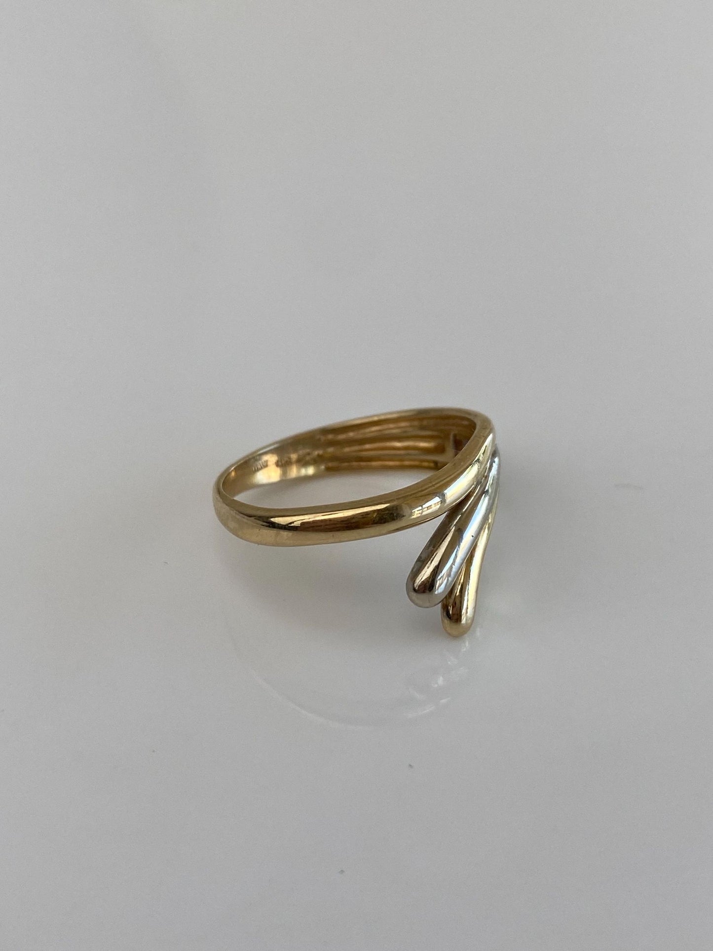 Vintage Solid 14k White & Yellow Gold Ring - Size 8.5