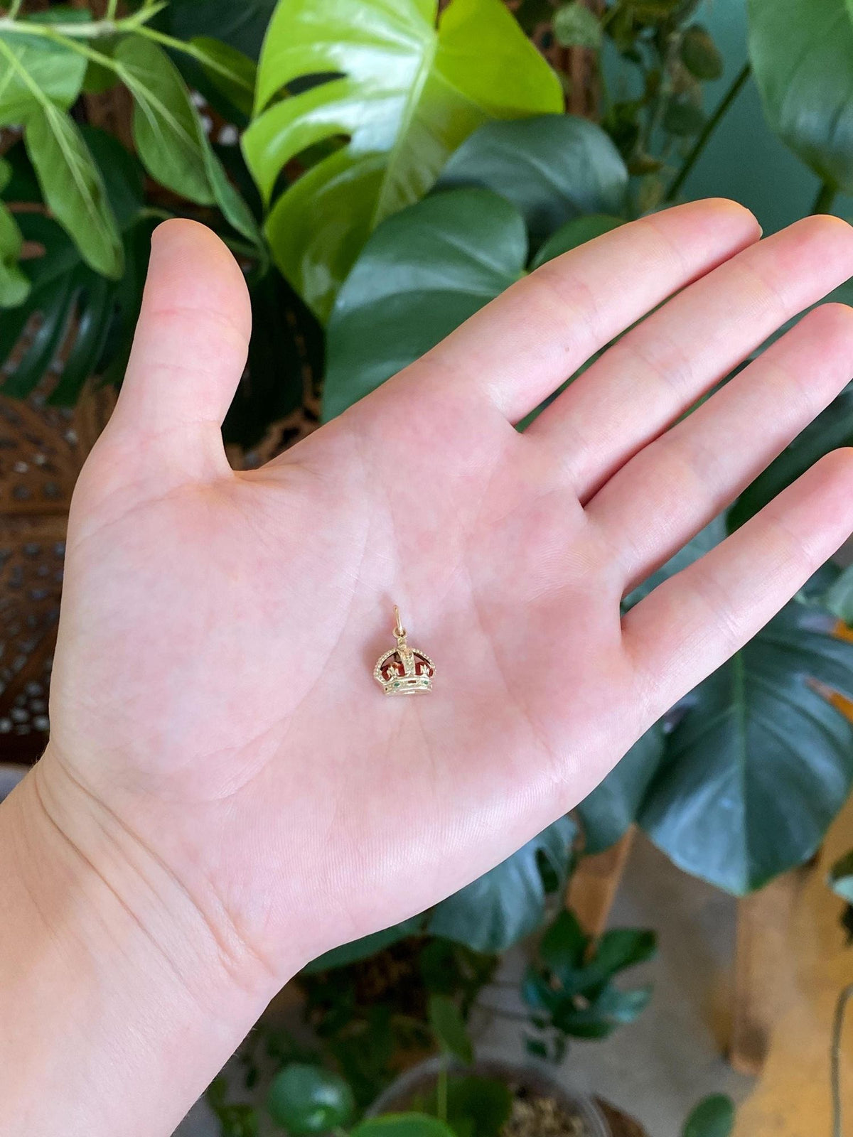 Vintage 9k Yellow Gold Red Enamel Crown Charm