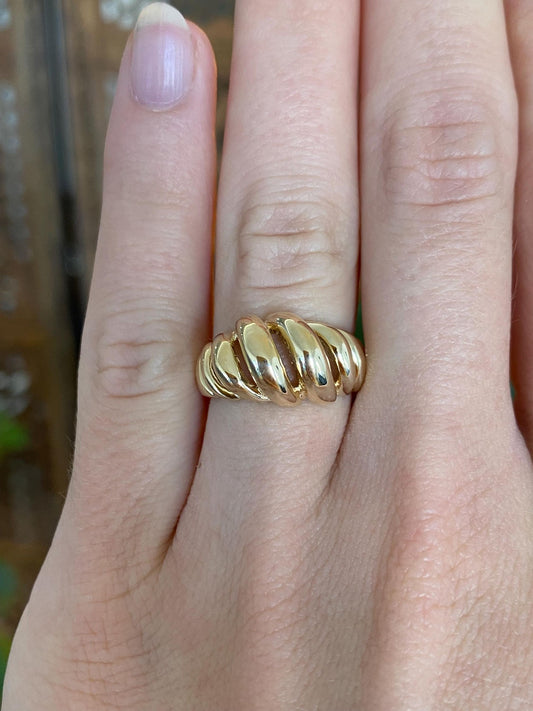 Solid 14k Yellow Gold Croissant Ring - Size 5.5