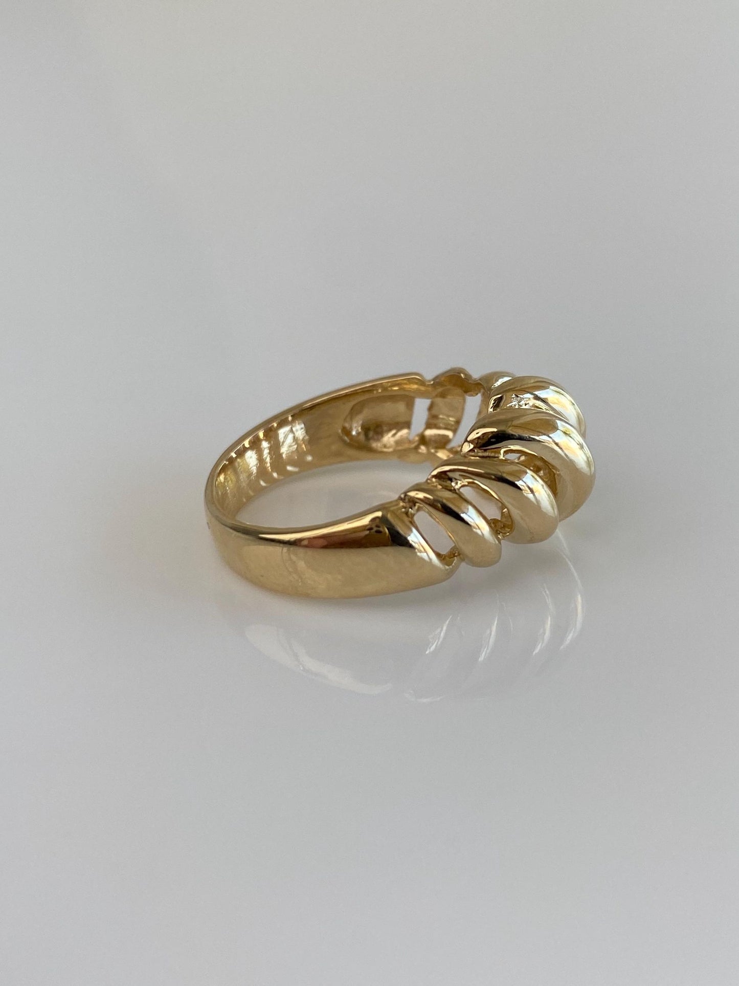 Solid 14k Yellow Gold Croissant Ring - Size 5.5