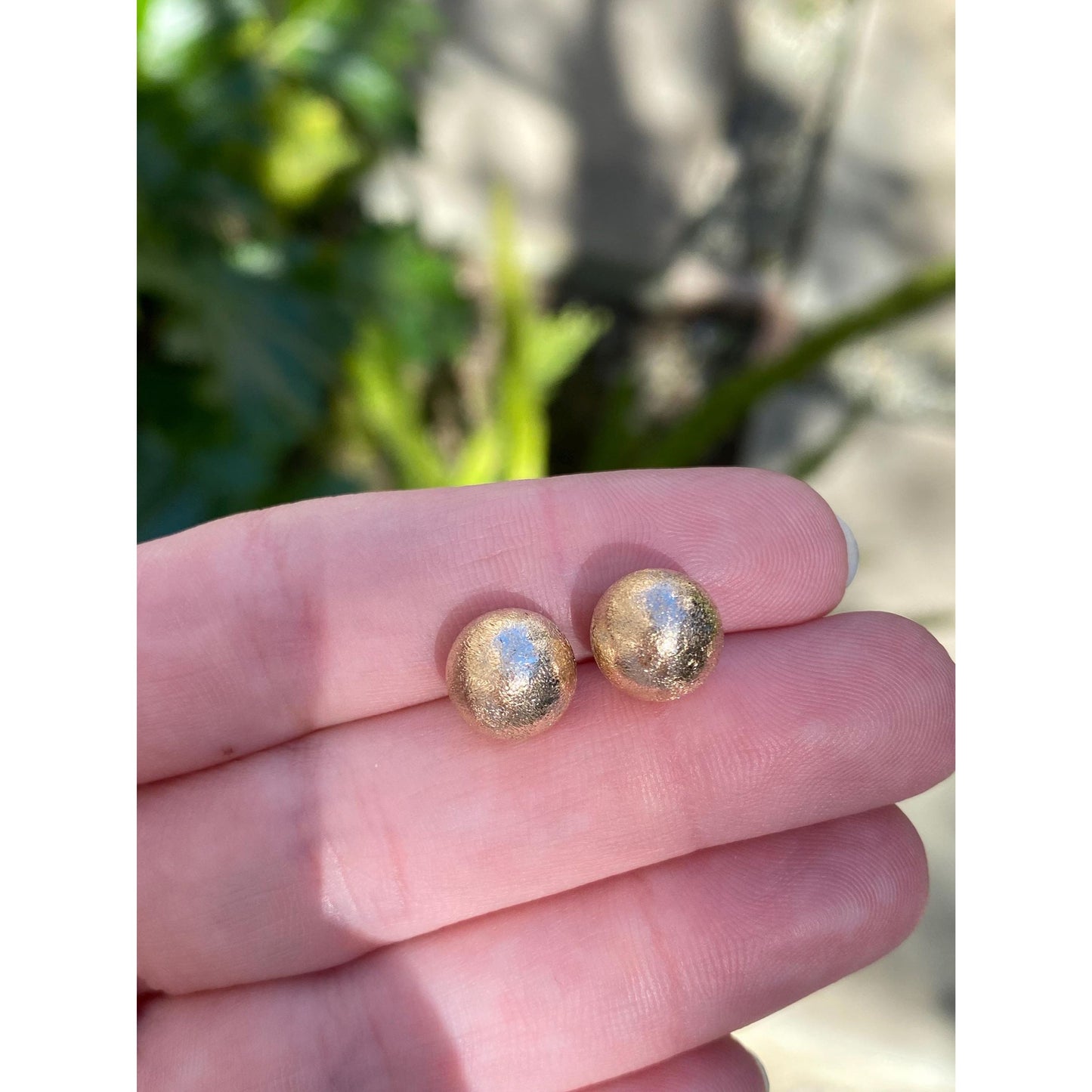 Vintage 14k Yellow Gold Large Satin Ball Stud Earrings