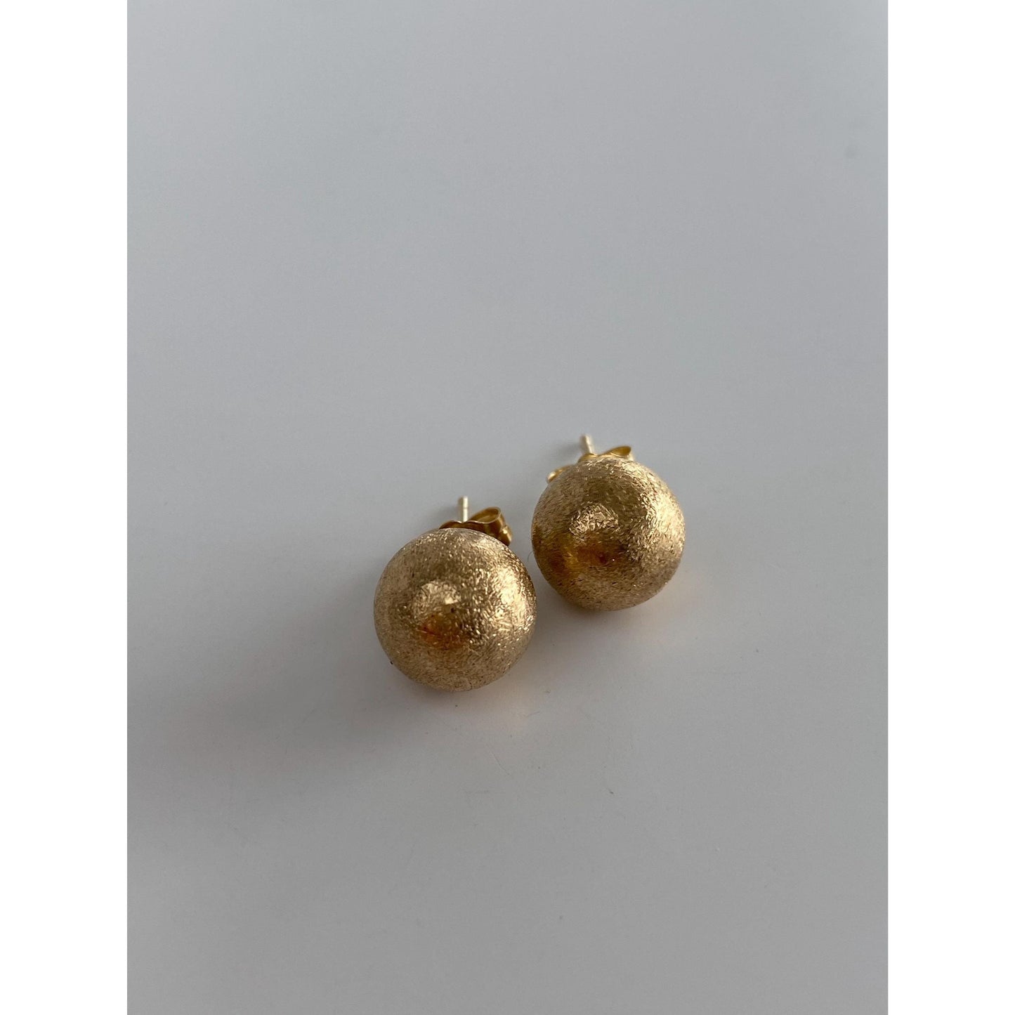 Vintage 14k Yellow Gold Large Satin Ball Stud Earrings