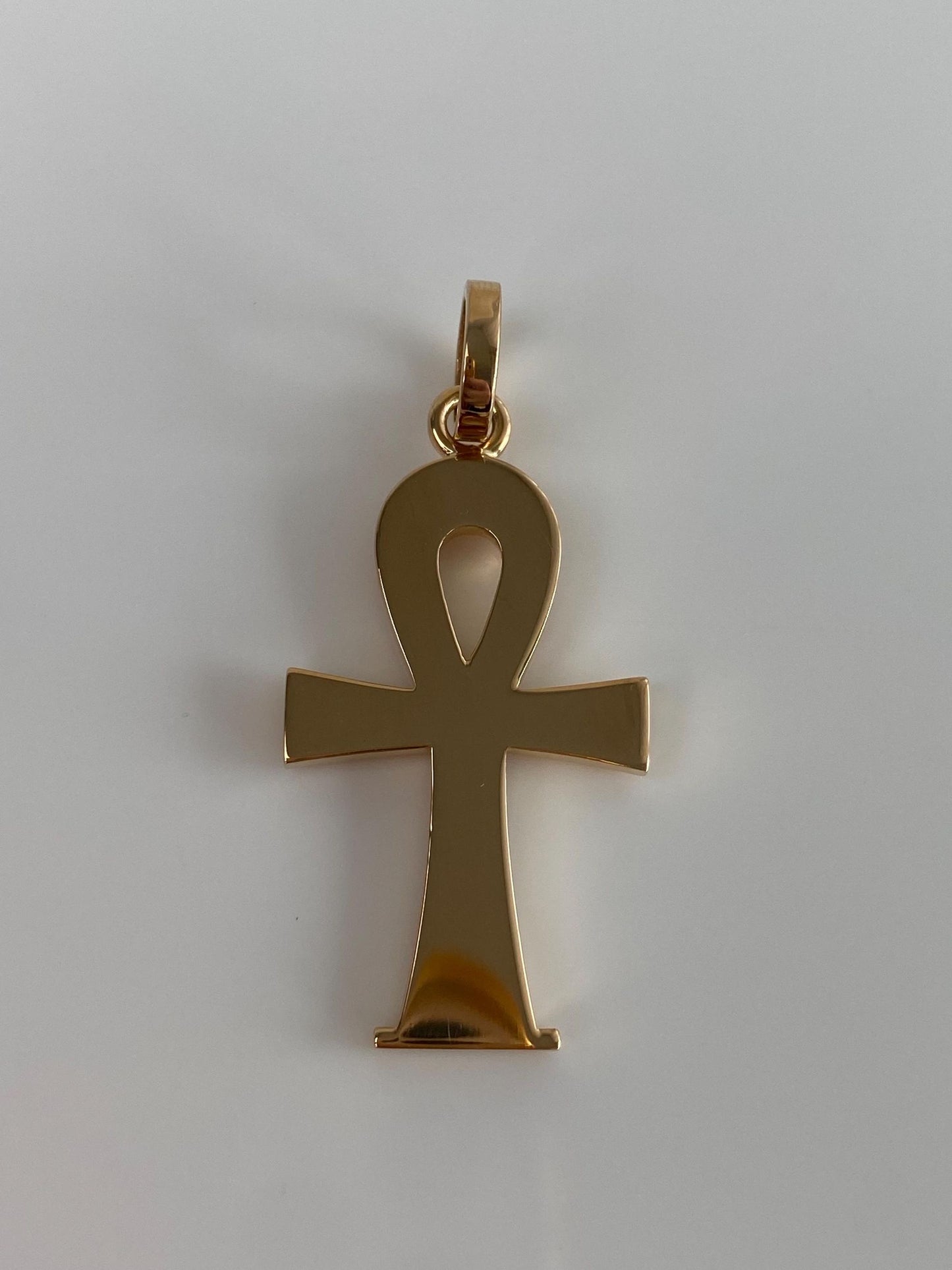 Vintage Solid 18k Yellow Gold Ankh Charm