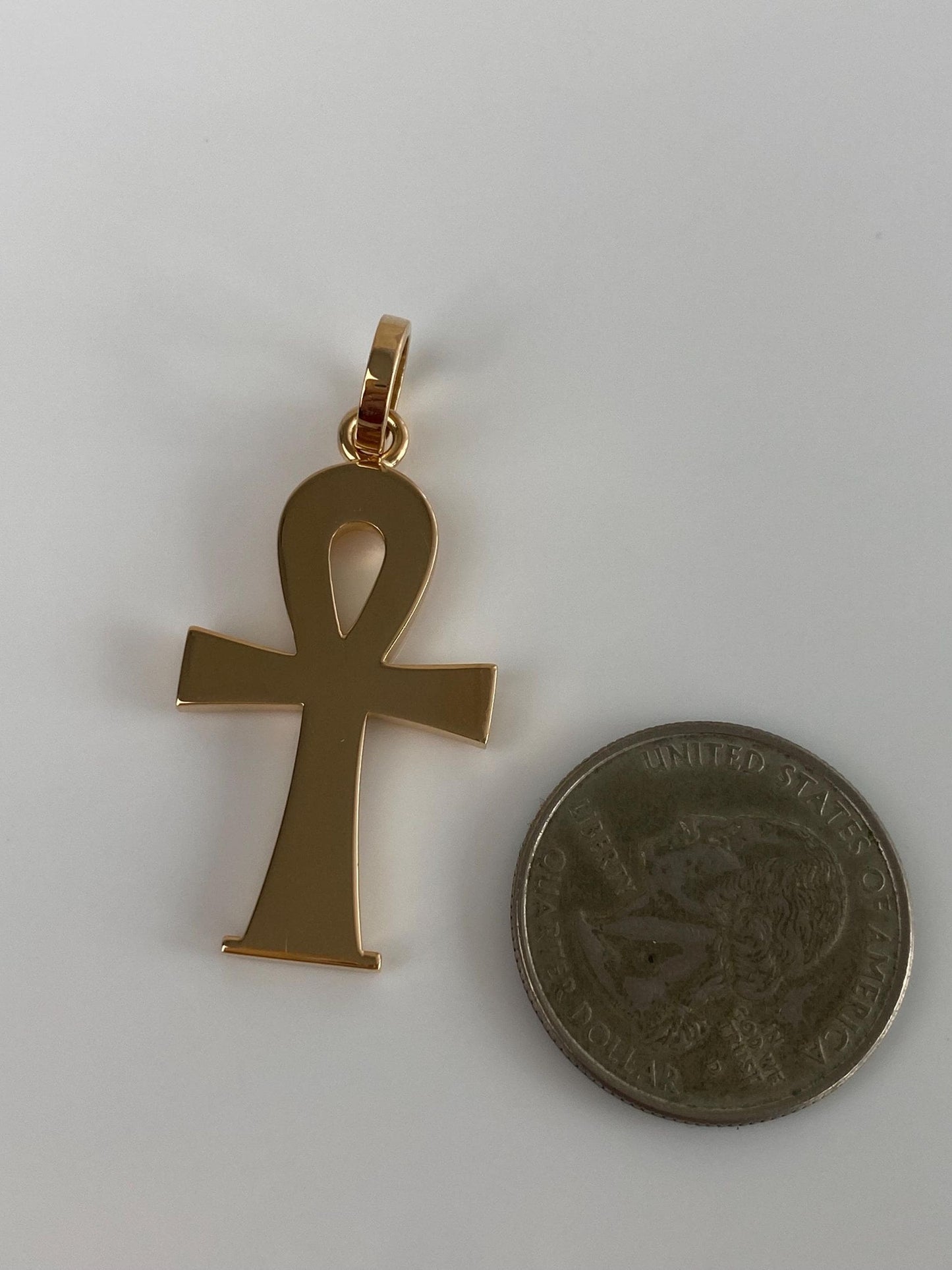 Vintage Solid 18k Yellow Gold Ankh Charm