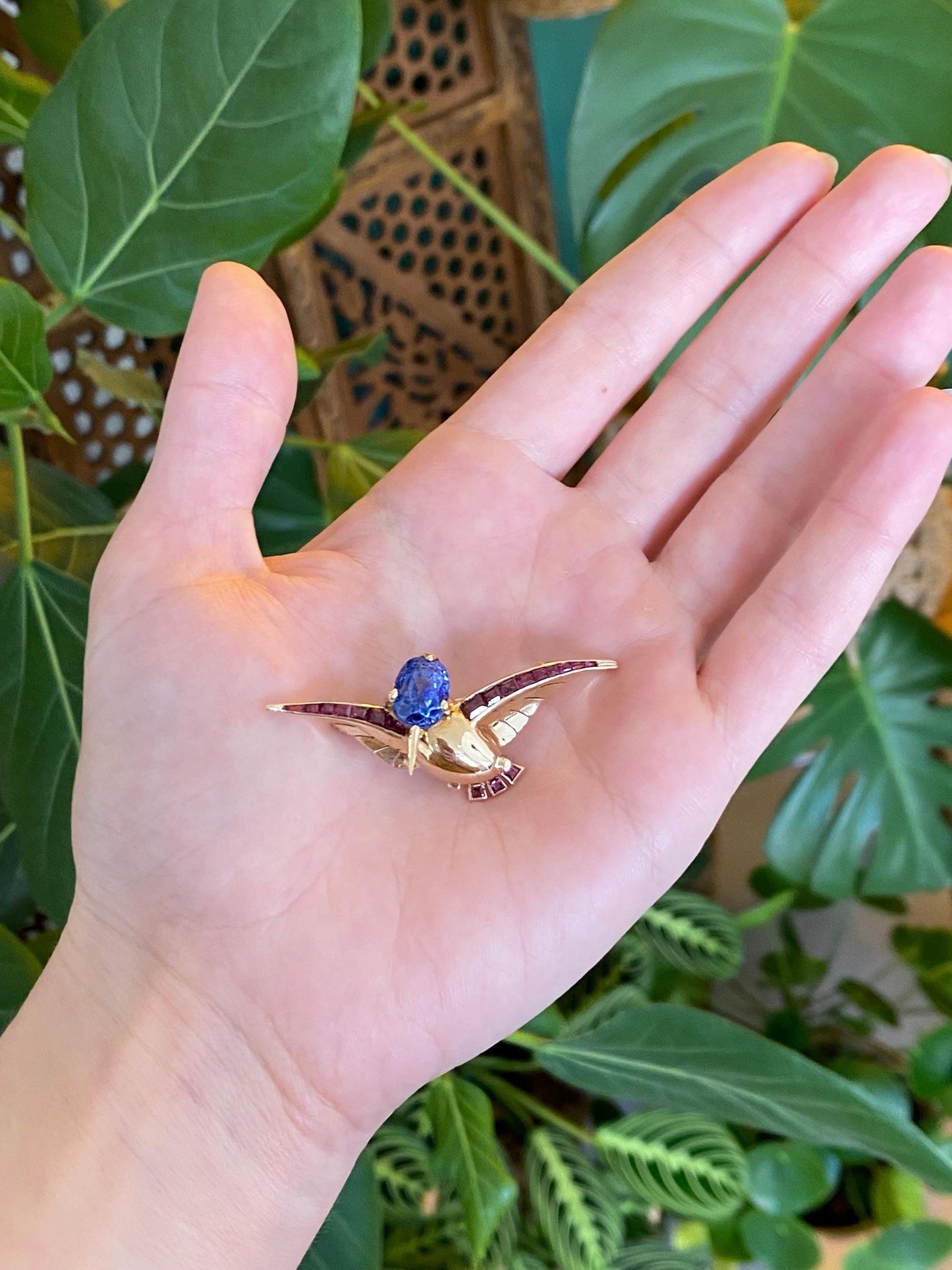 Vintage Solid 14k Yellow Gold Pink Tourmaline Blue Sapphire Hummingbird Brooch Pin
