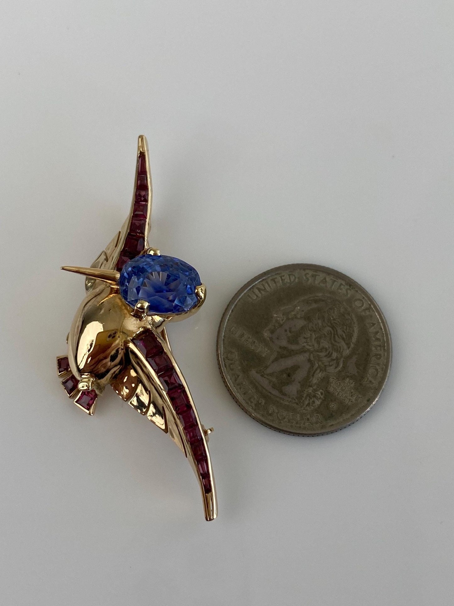 Vintage Solid 14k Yellow Gold Pink Tourmaline Blue Sapphire Hummingbird Brooch Pin