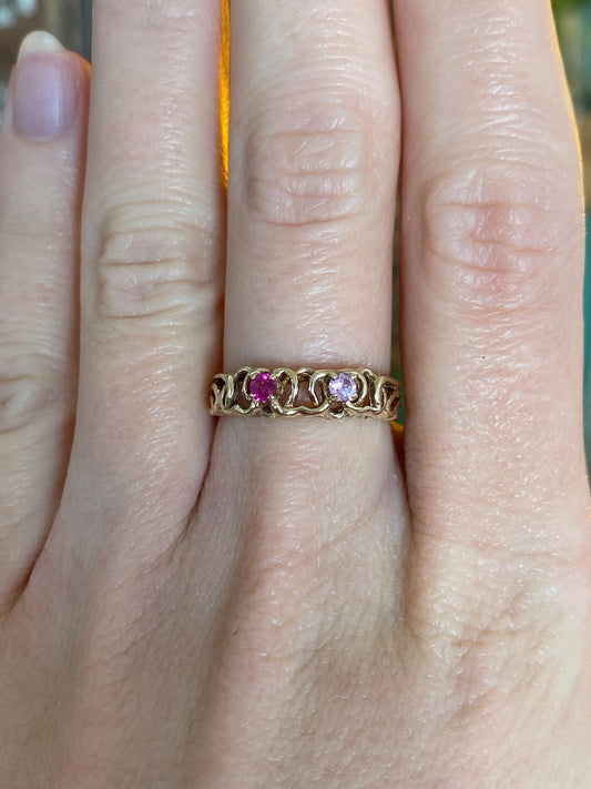 Vintage Solid 10k Yellow Gold Light & Dark Pink Sapphire Ring - Size 6.75