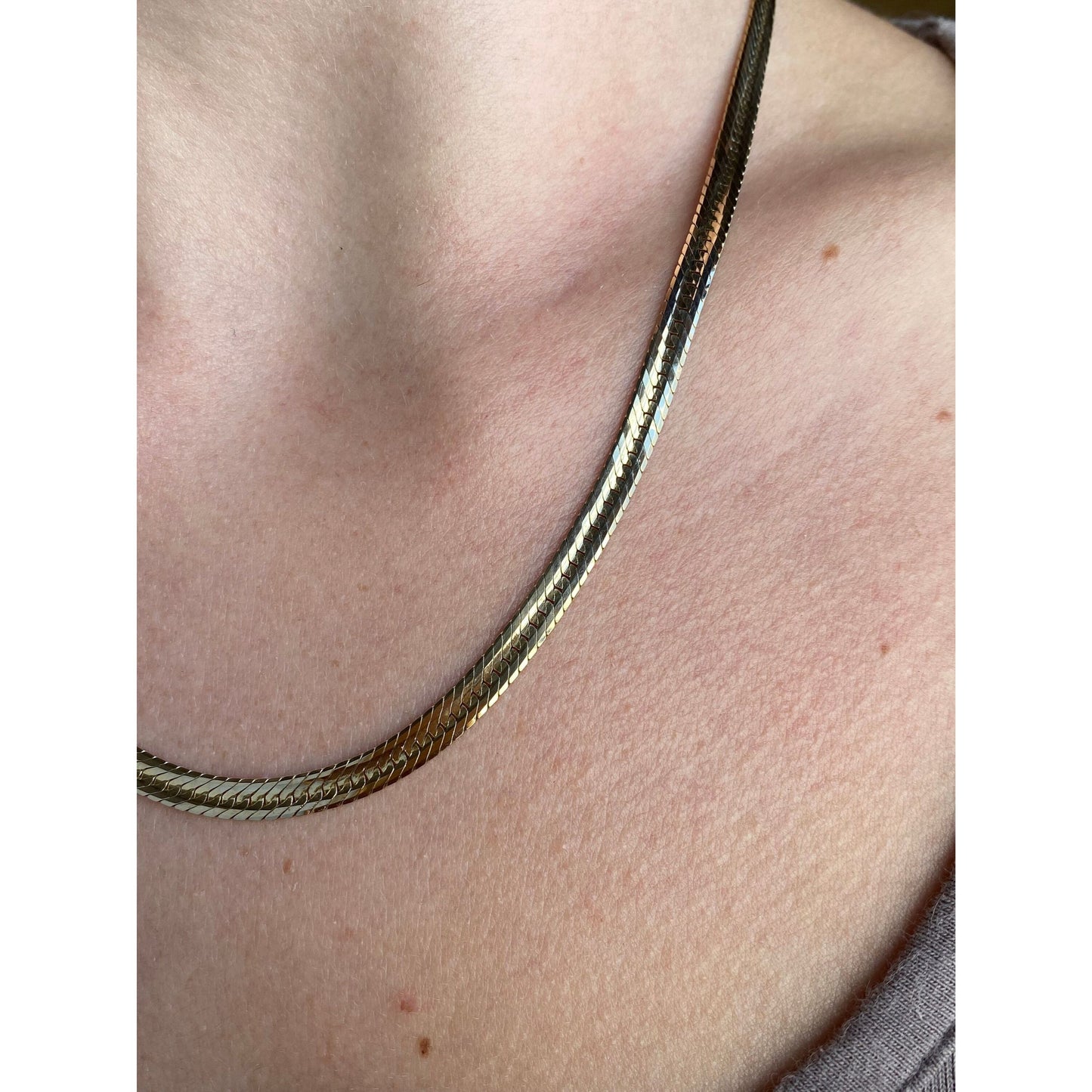 Vintage Solid 14k Yellow Gold Herringbone Chain Necklace - 18.25 inches