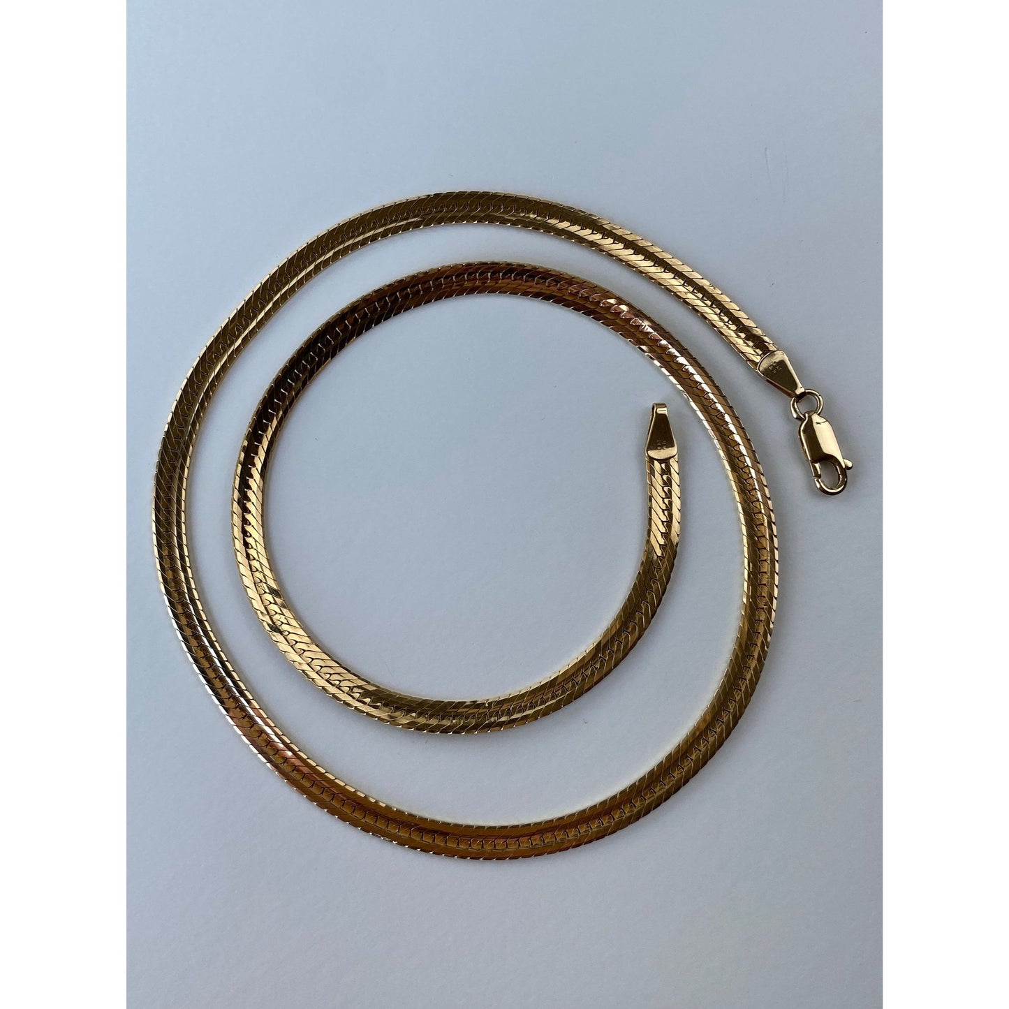 Vintage Solid 14k Yellow Gold Herringbone Chain Necklace - 18.25 inches