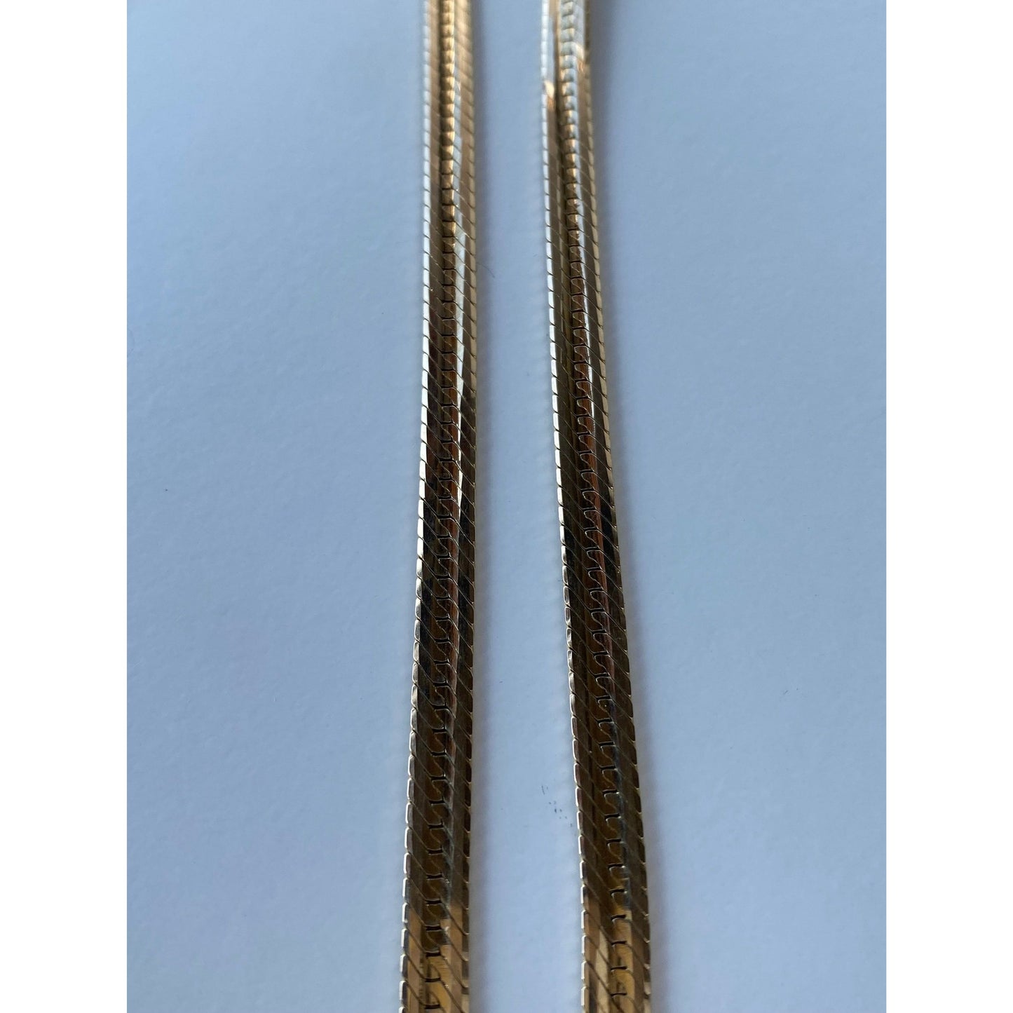 Vintage Solid 14k Yellow Gold Herringbone Chain Necklace - 18.25 inches