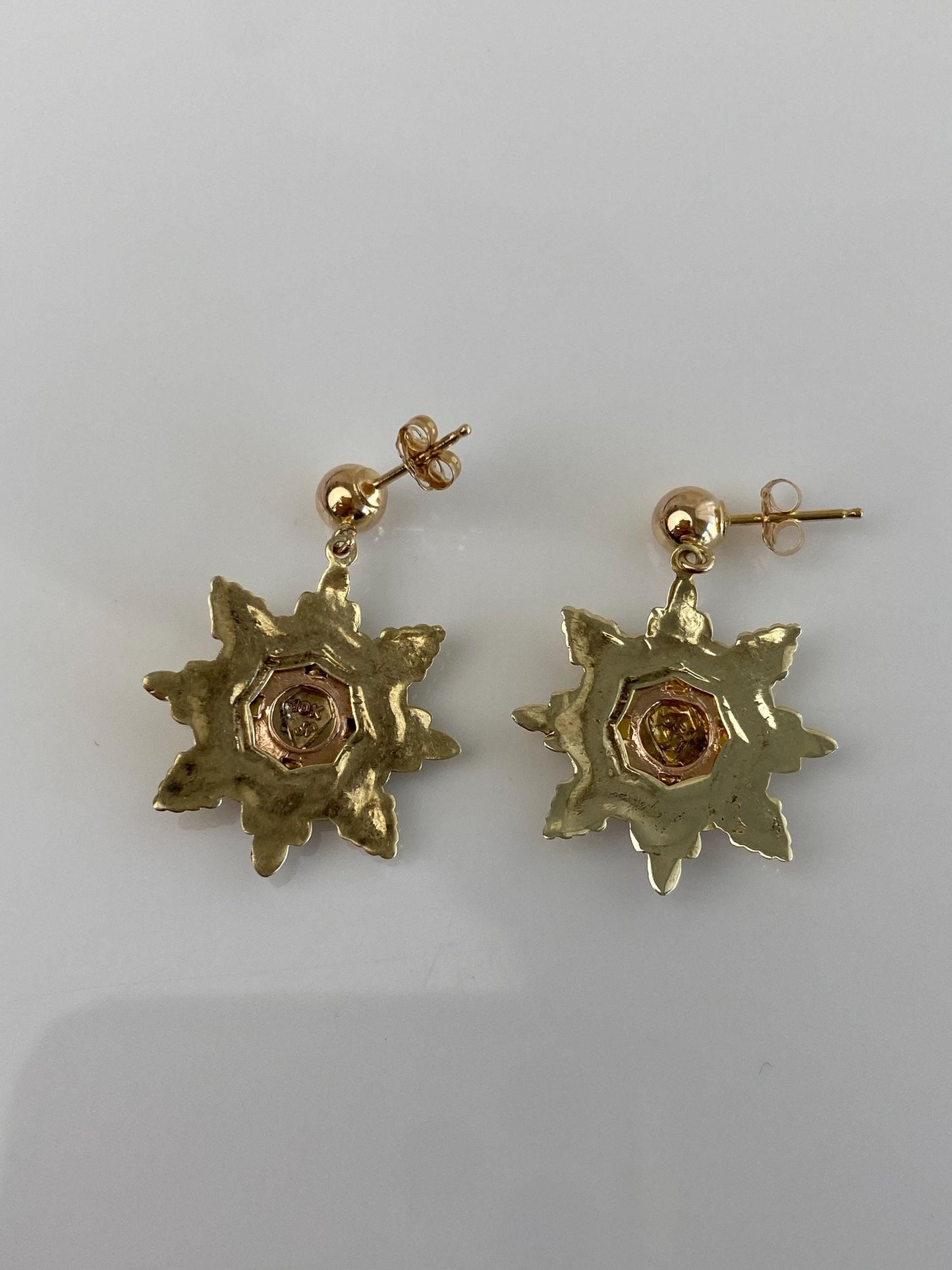 Vintage Solid 14k Tri Tone Gold Grape Leaves Dangle Stud Earrings