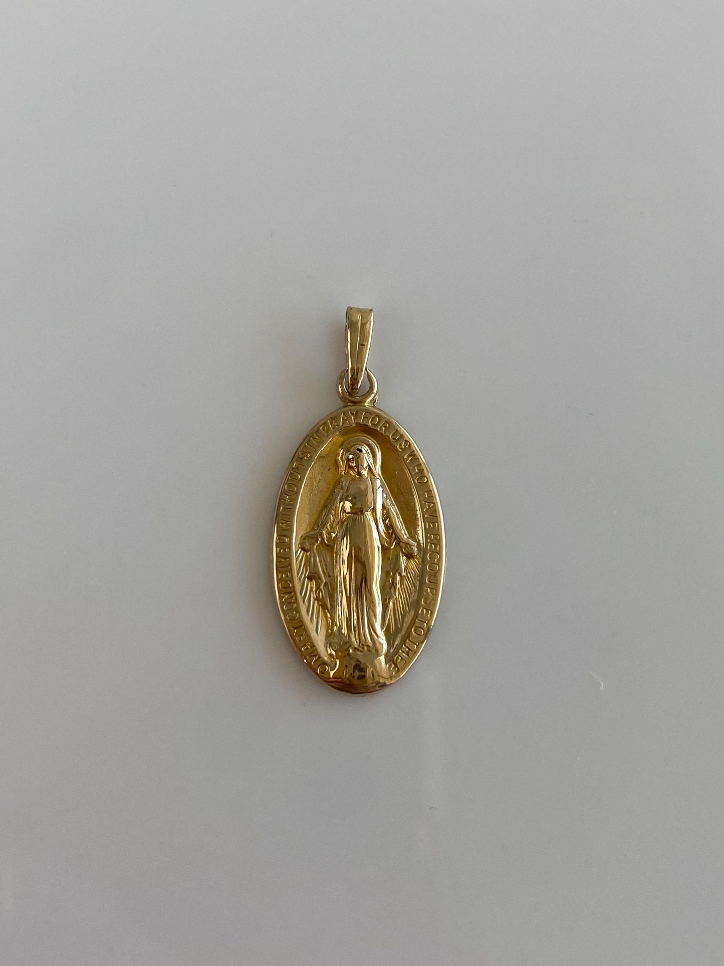 Vintage 14k Yellow Gold Religious Charm