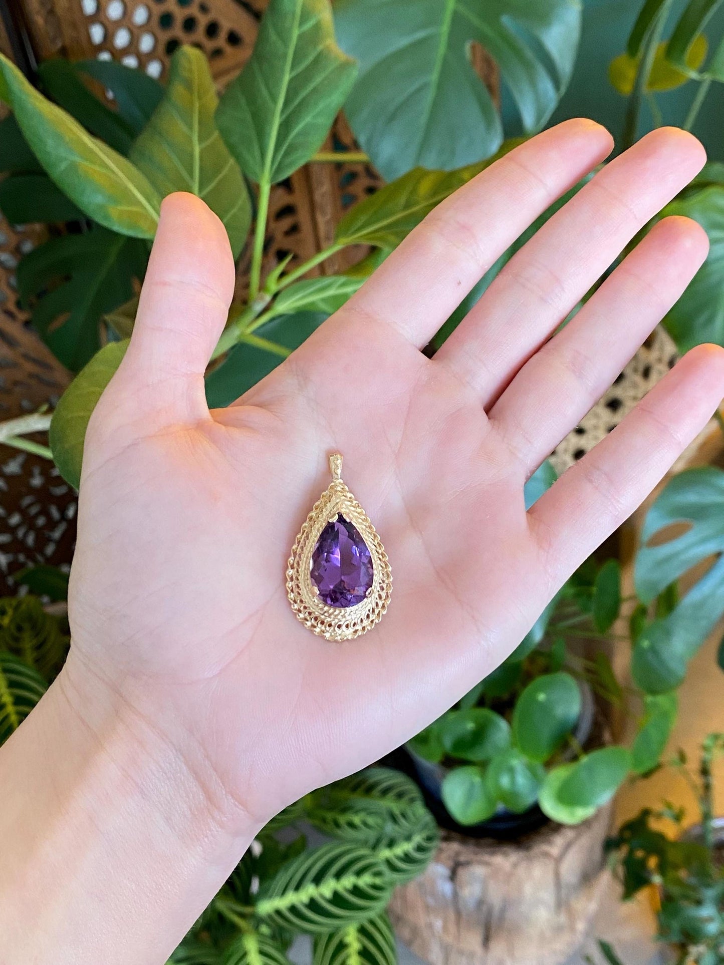 Vintage Solid 14k Yellow Gold Amethyst Teardrop Charm