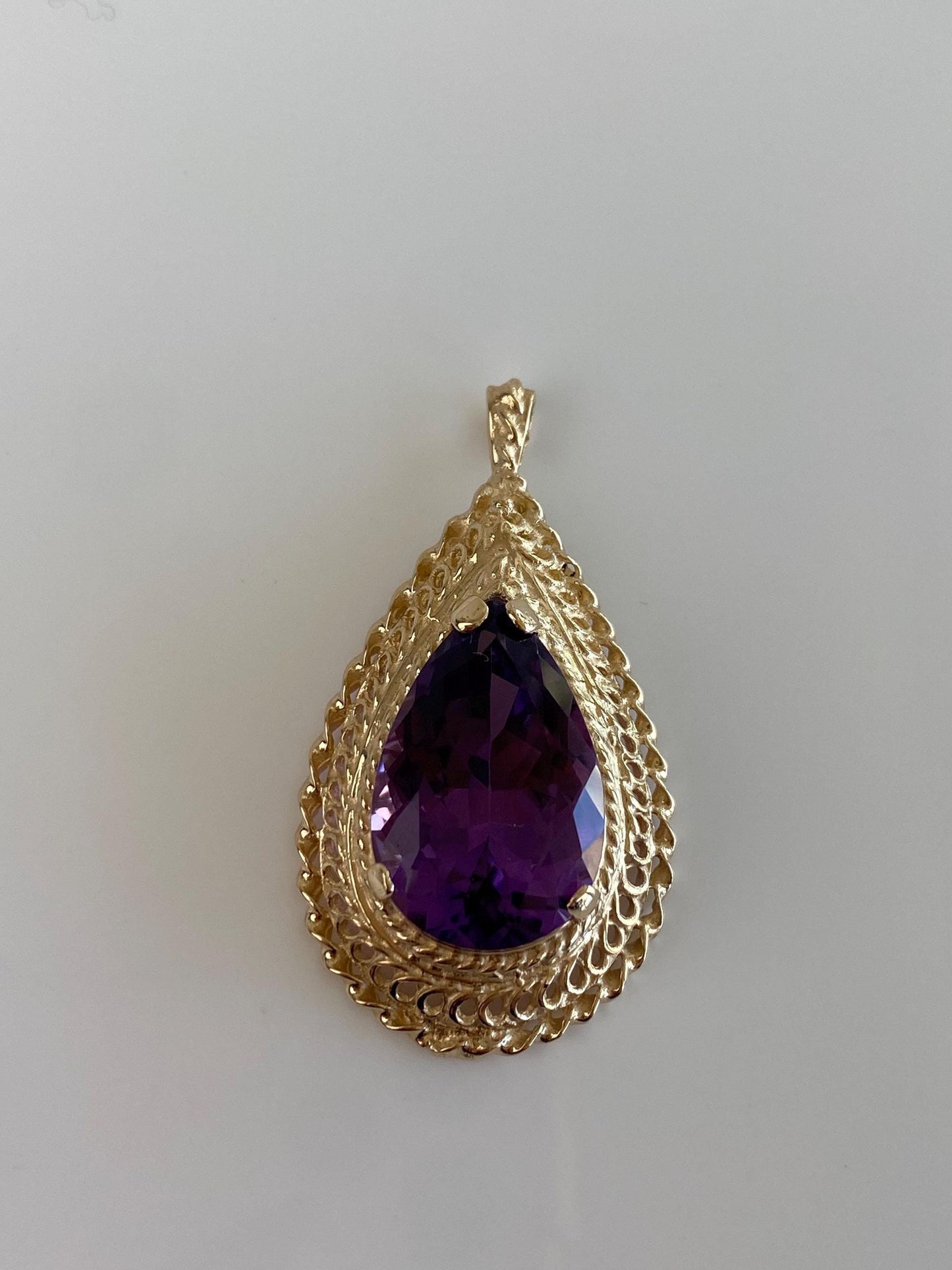 Vintage Solid 14k Yellow Gold Amethyst Teardrop Charm