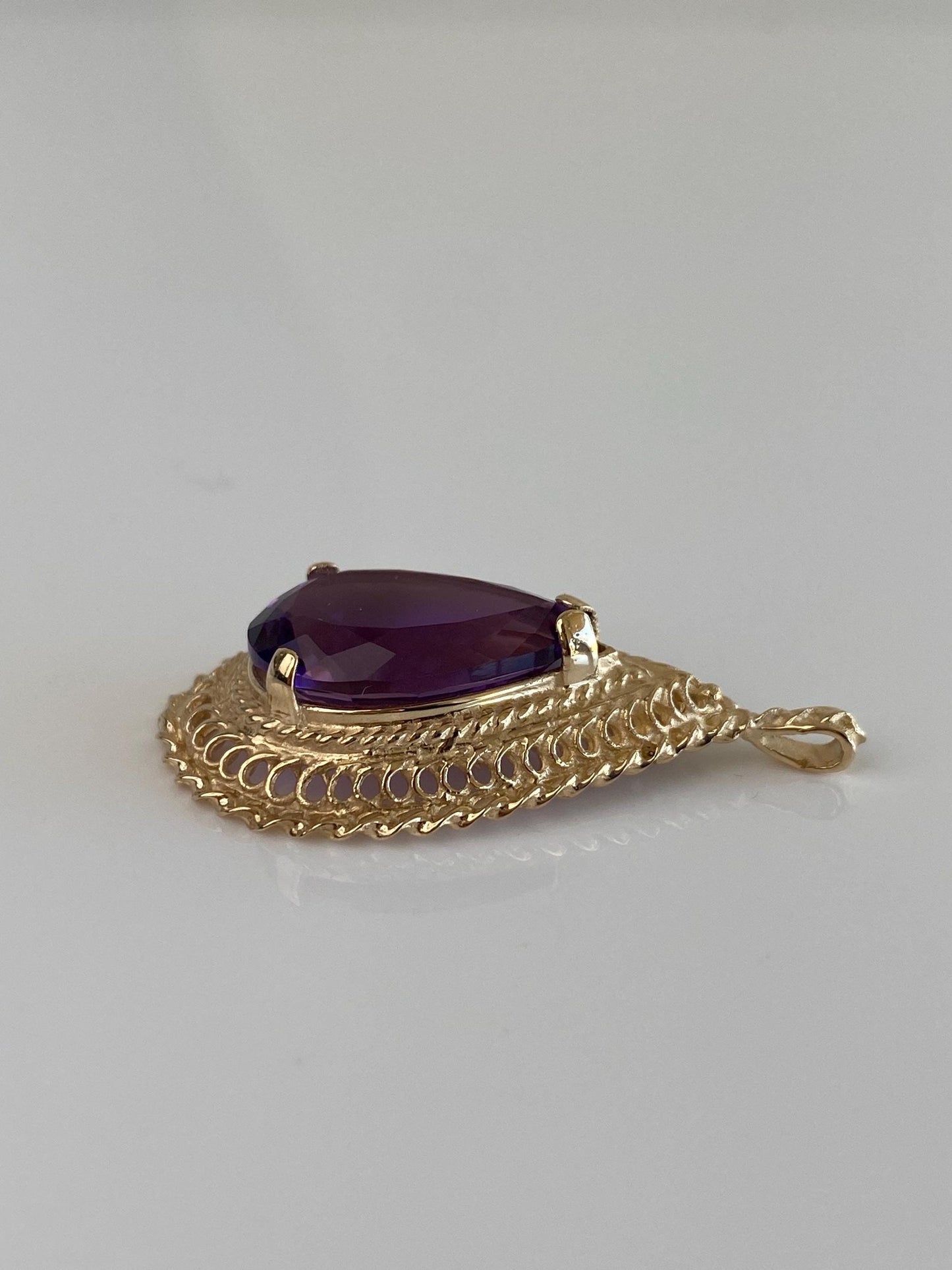Vintage Solid 14k Yellow Gold Amethyst Teardrop Charm