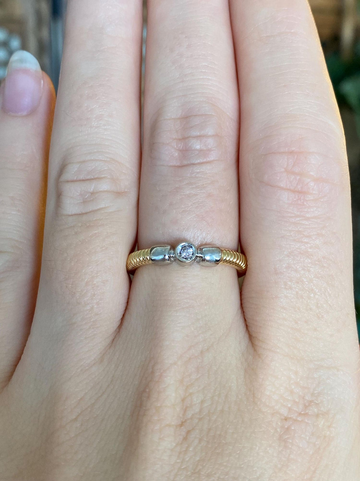 Vintage Solid 18k White & Yellow Gold Diamond Cable Design Ring Band - Size 7